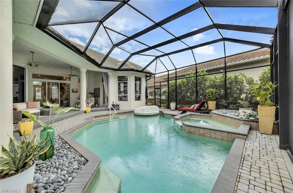 2721 Olde Cypress Drive