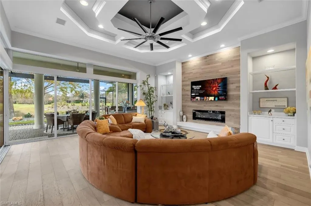 2721 Olde Cypress Drive