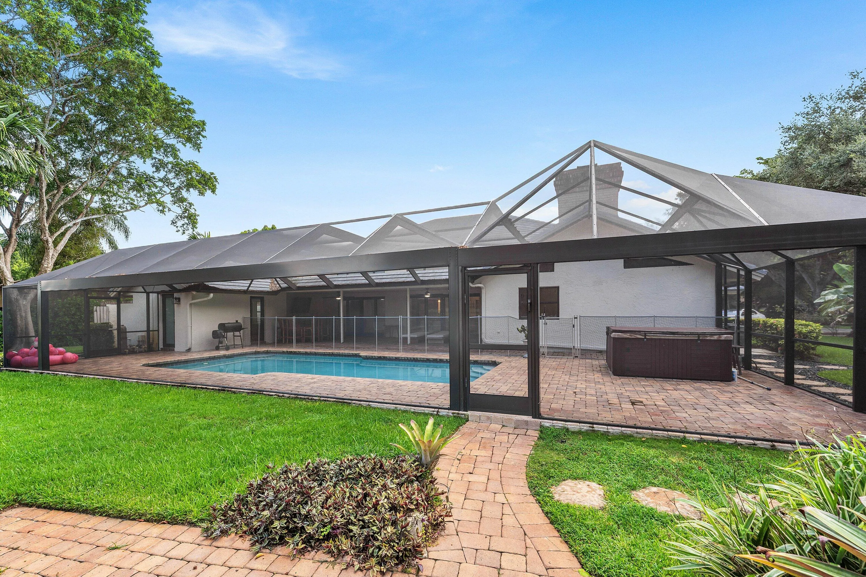 6911 ANNAPOLIS Court