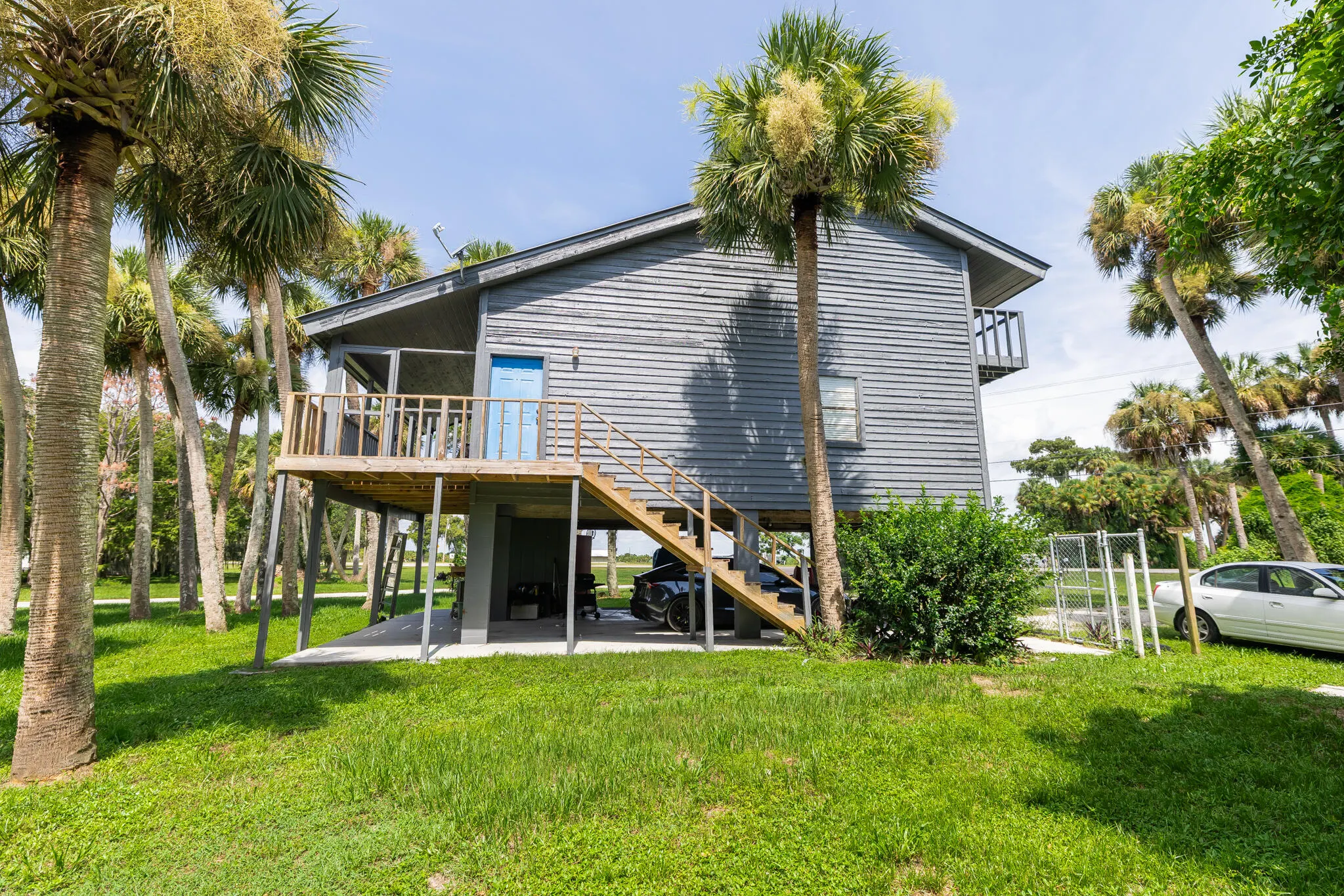 1017 Sabal Palm Drive
