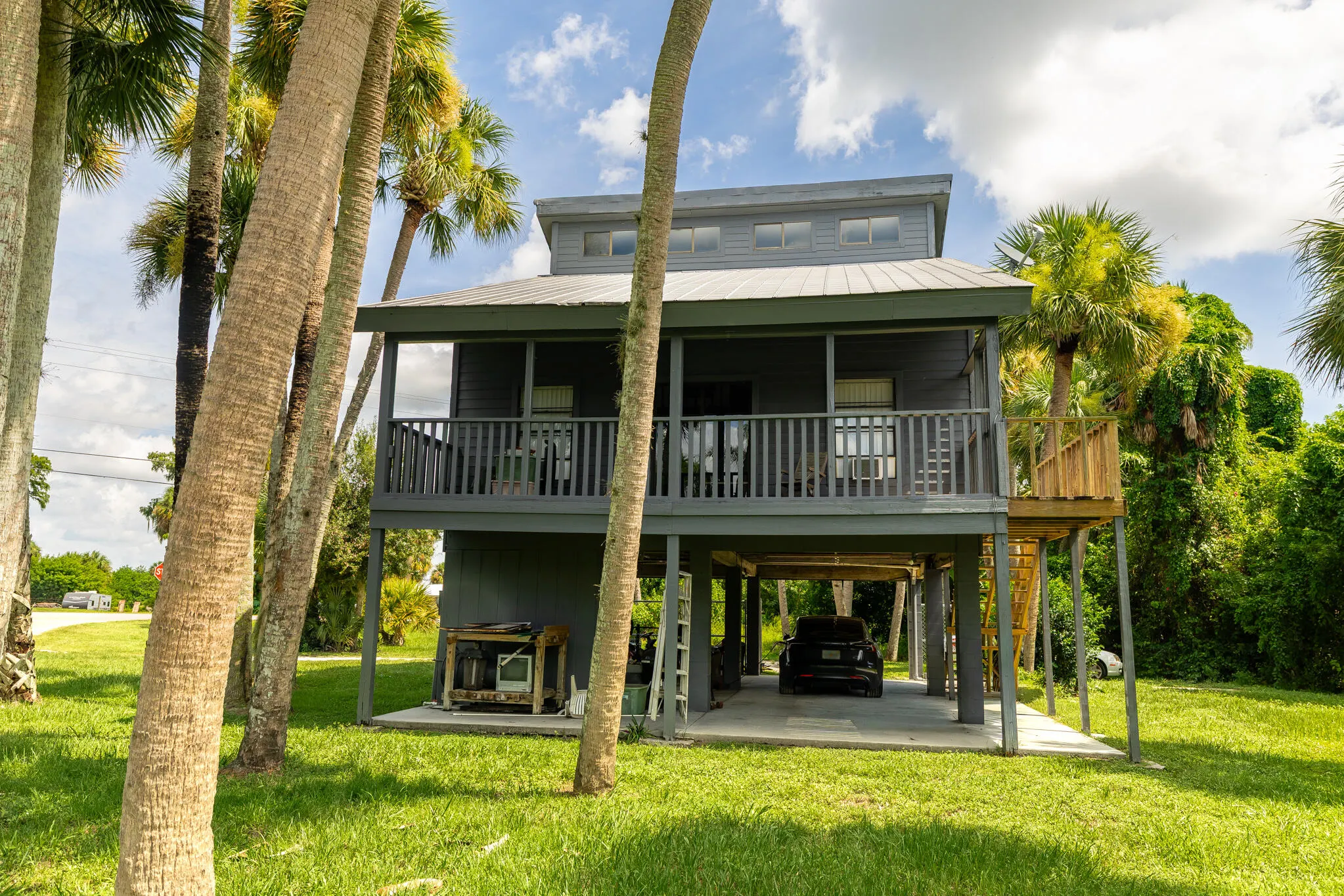 1017 Sabal Palm Drive