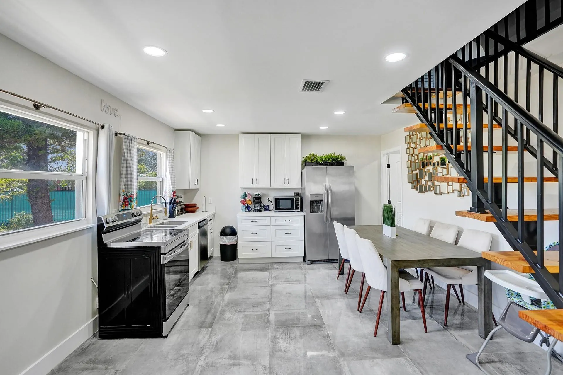 8047 NW 1st Place