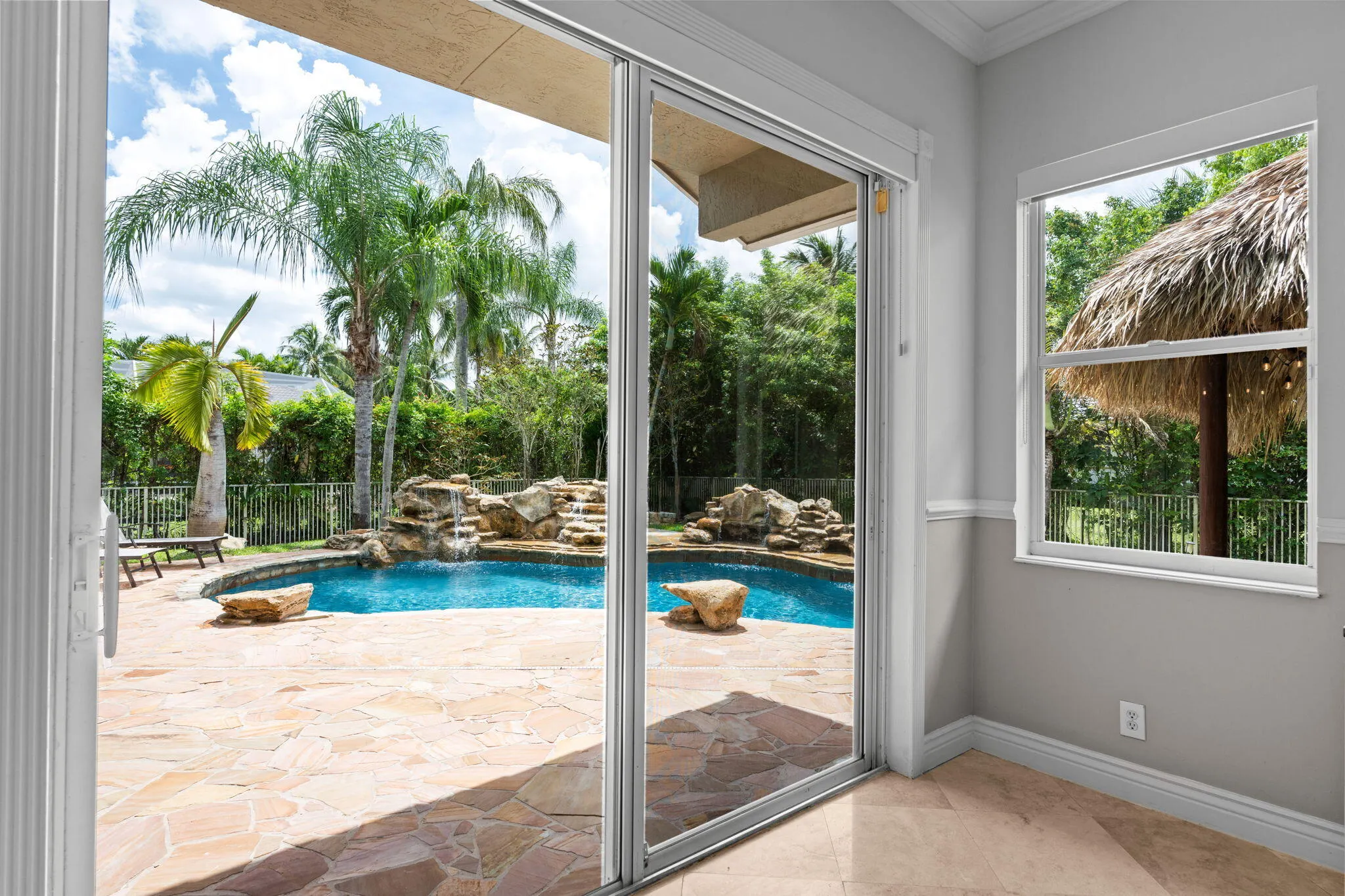 10668 NW 69TH Street