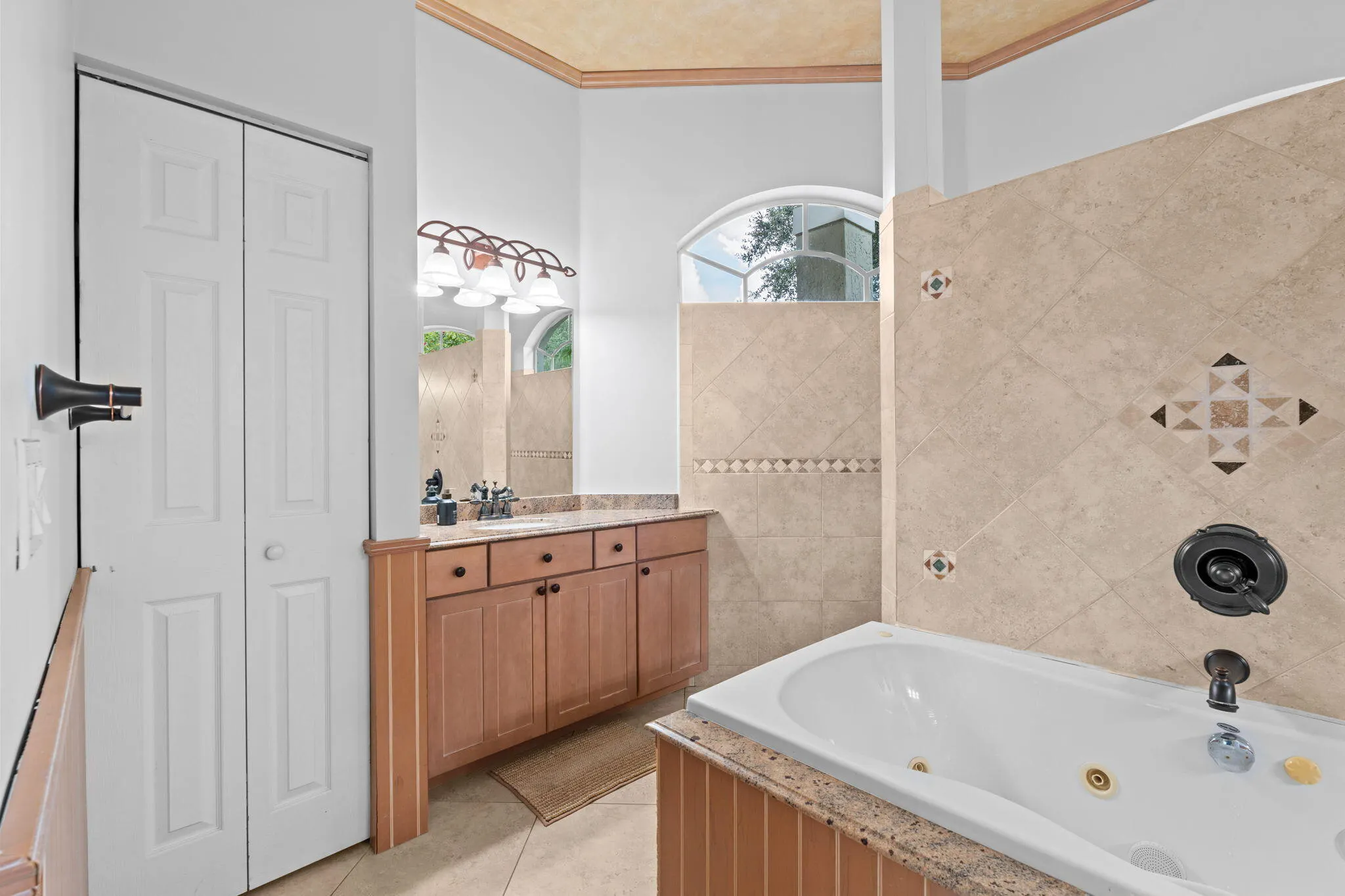 10668 NW 69TH Street