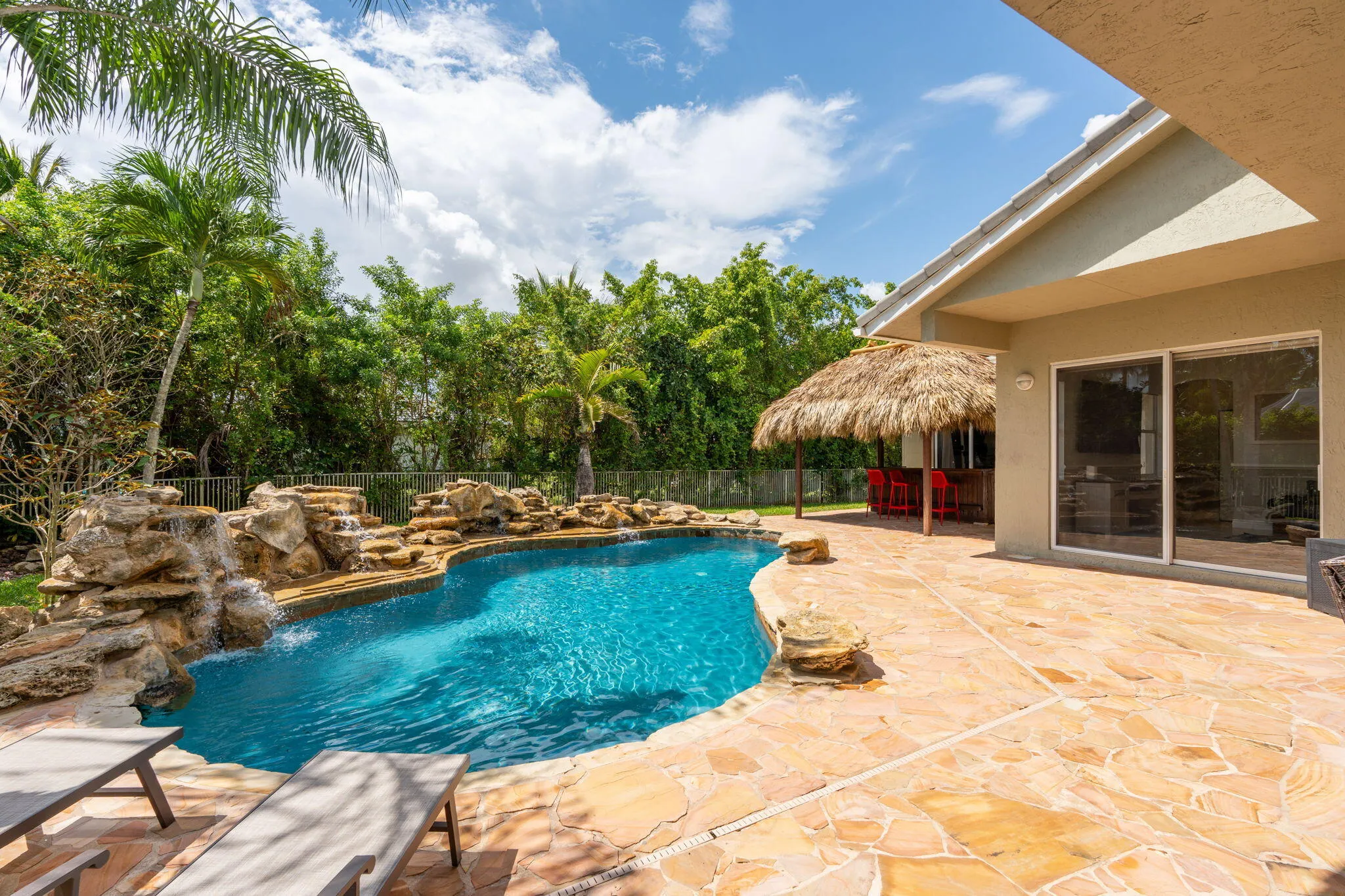 10668 NW 69TH Street