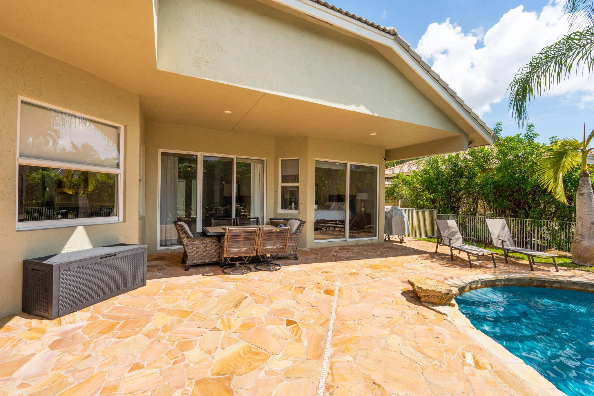 10668 NW 69TH Street