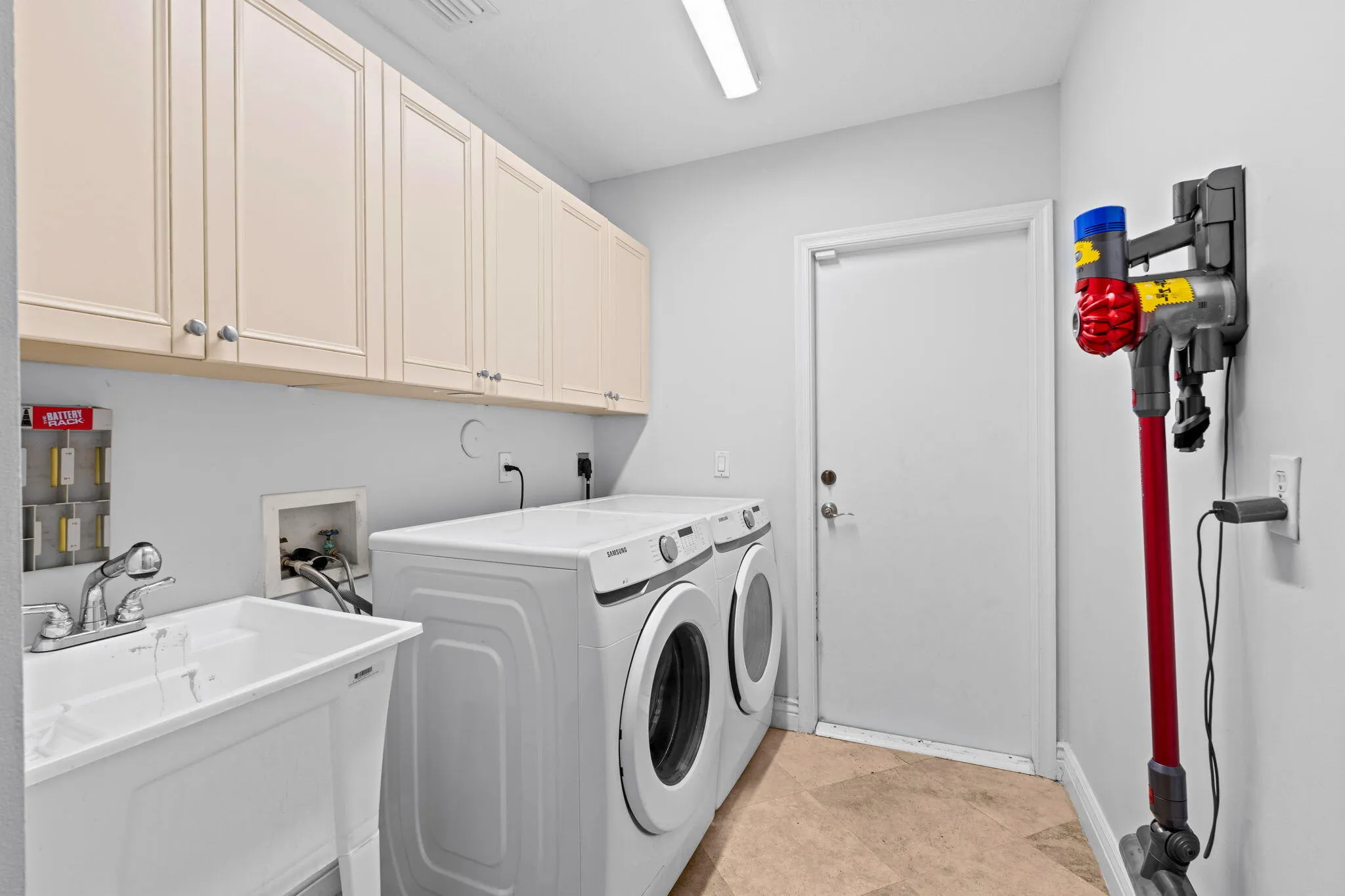 10668 NW 69TH Street