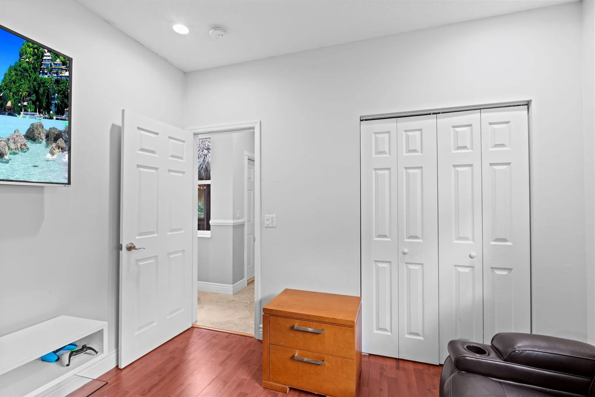 10668 NW 69TH Street