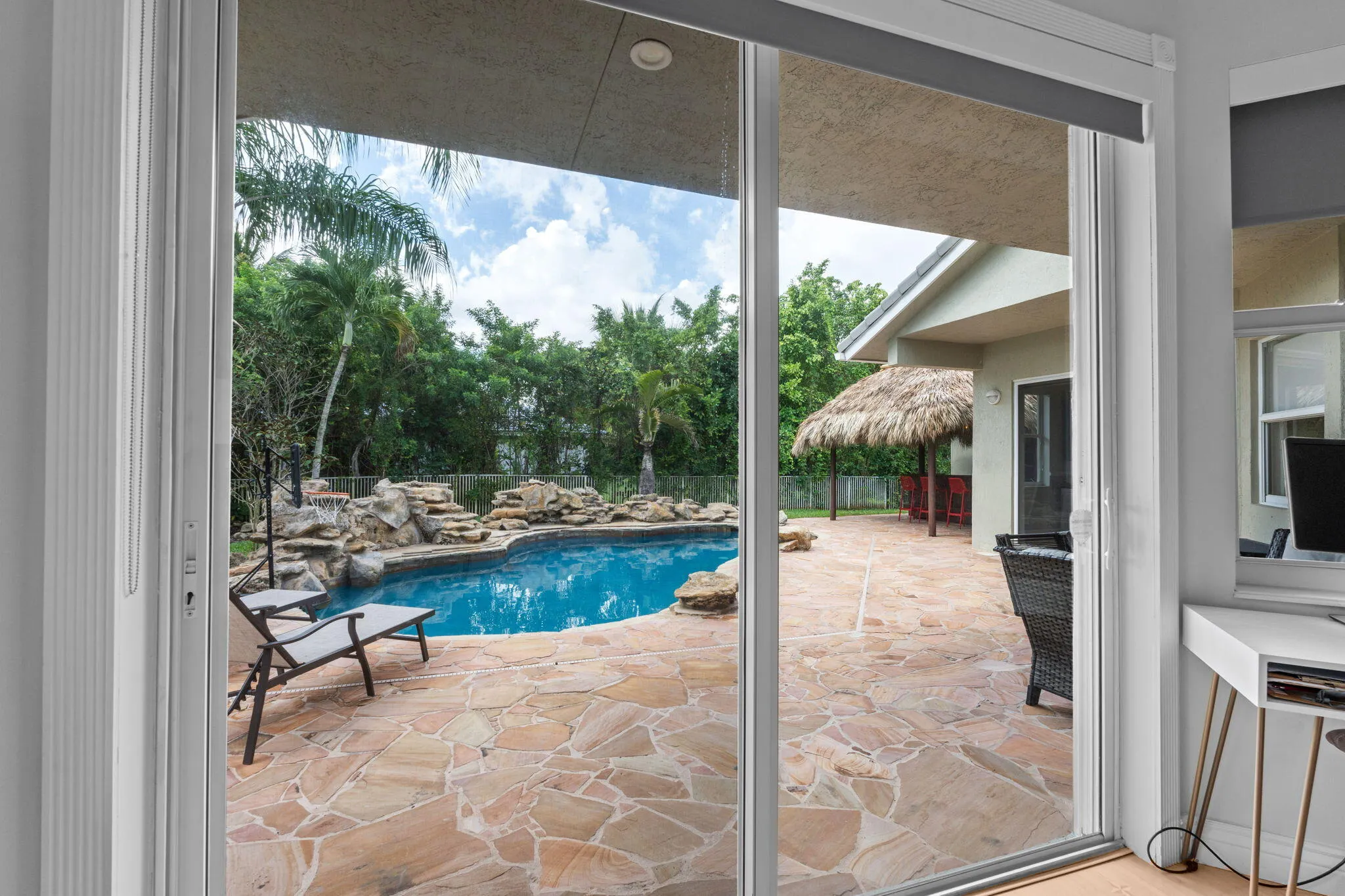 10668 NW 69TH Street