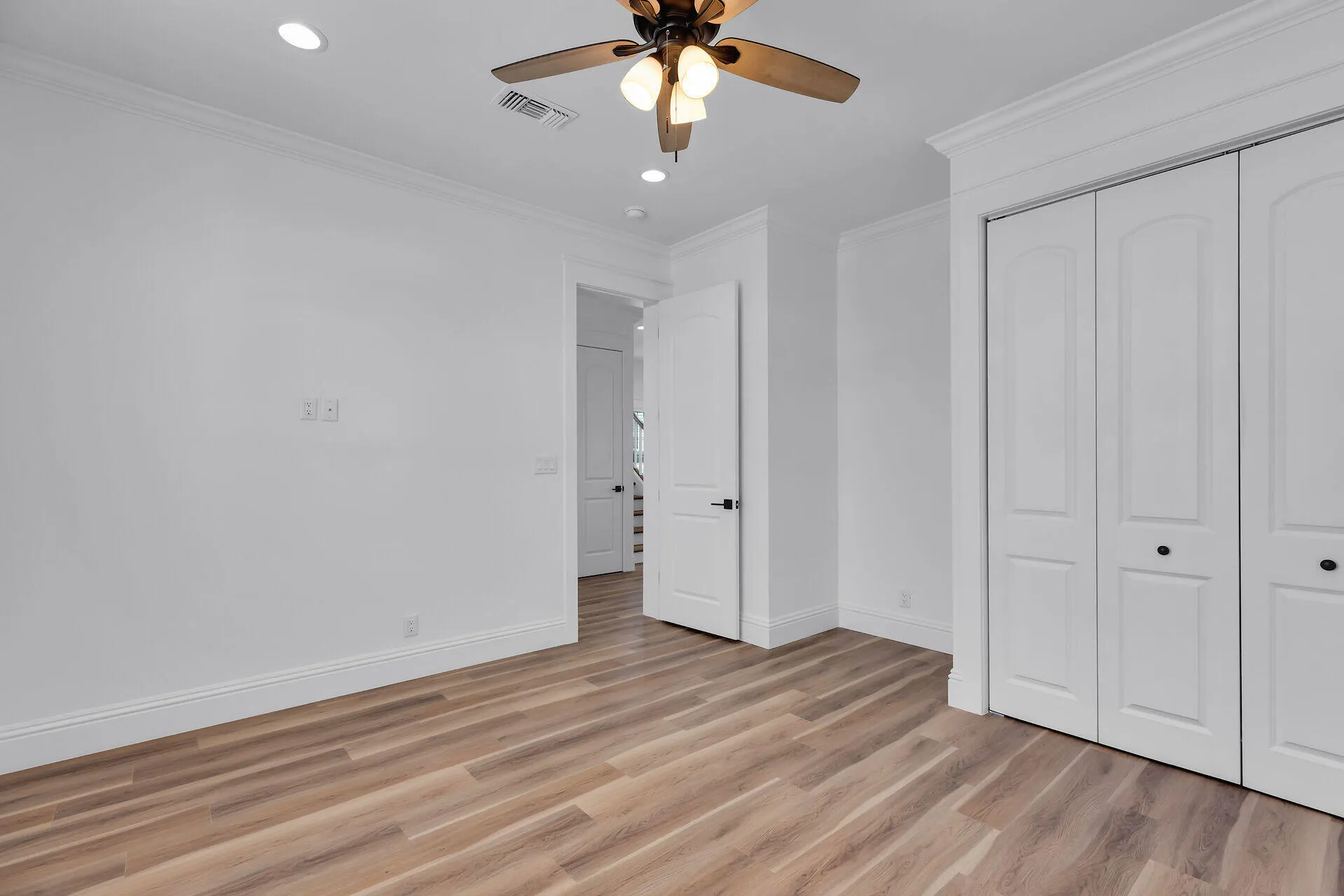 1157 91ST COURT OCEAN