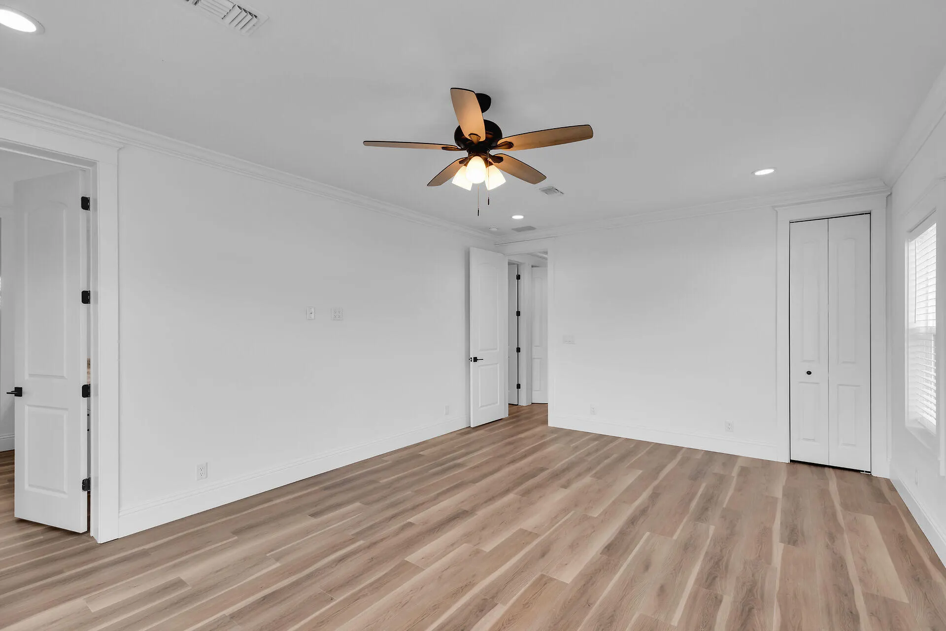 1157 91ST COURT OCEAN