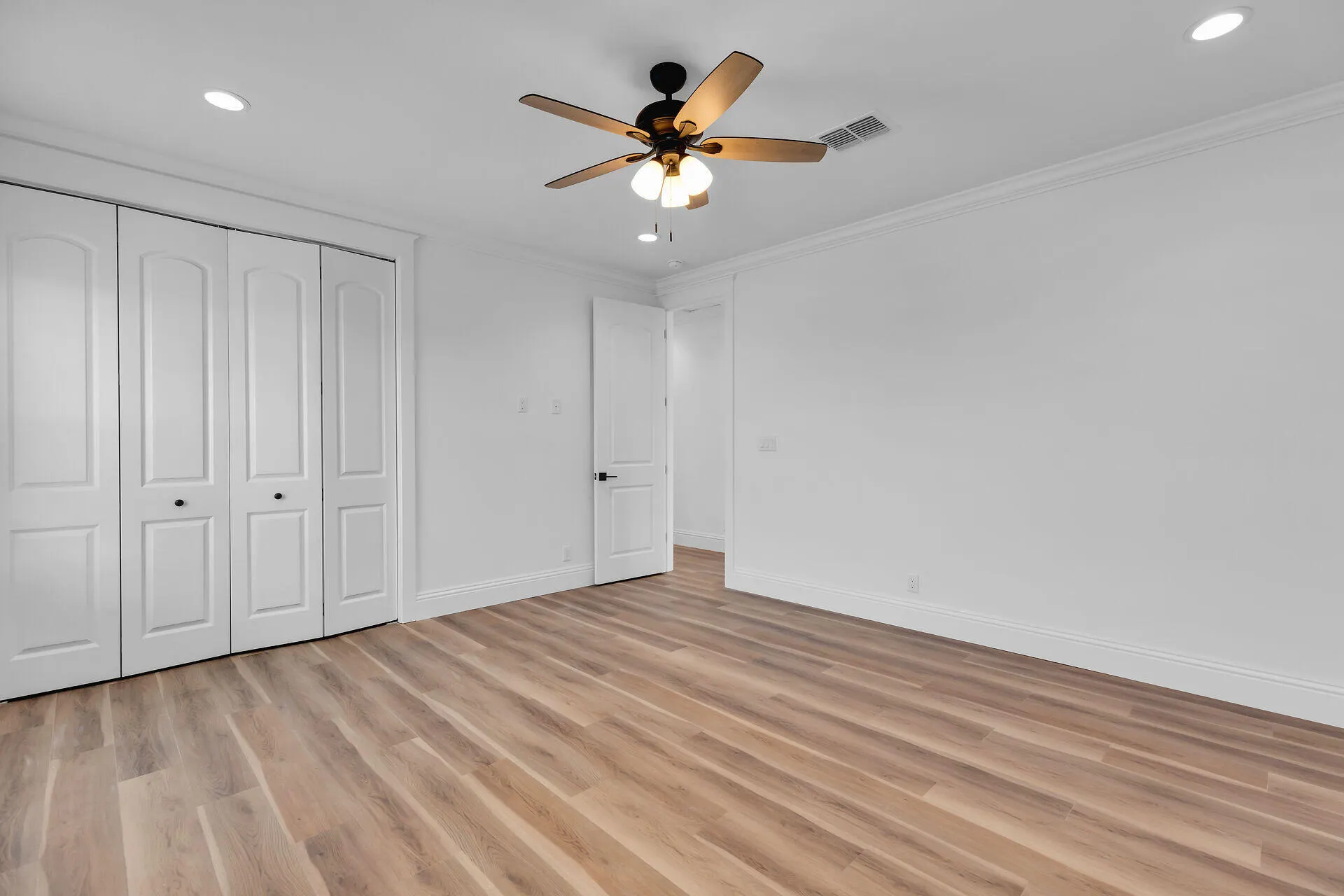 1157 91ST COURT OCEAN