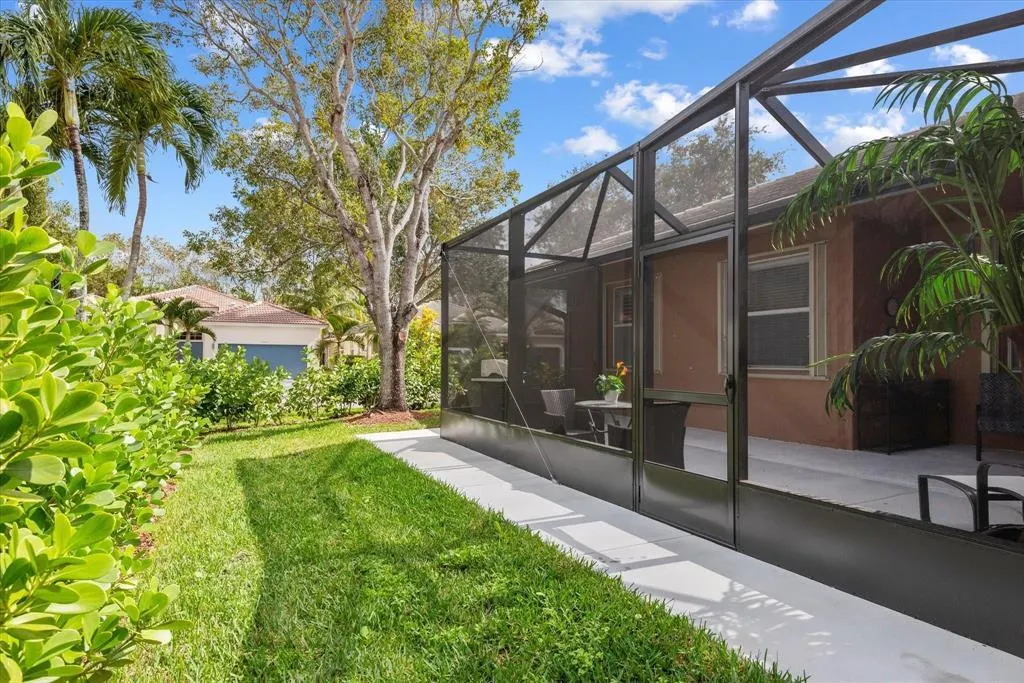 5877 NW 73RD Court