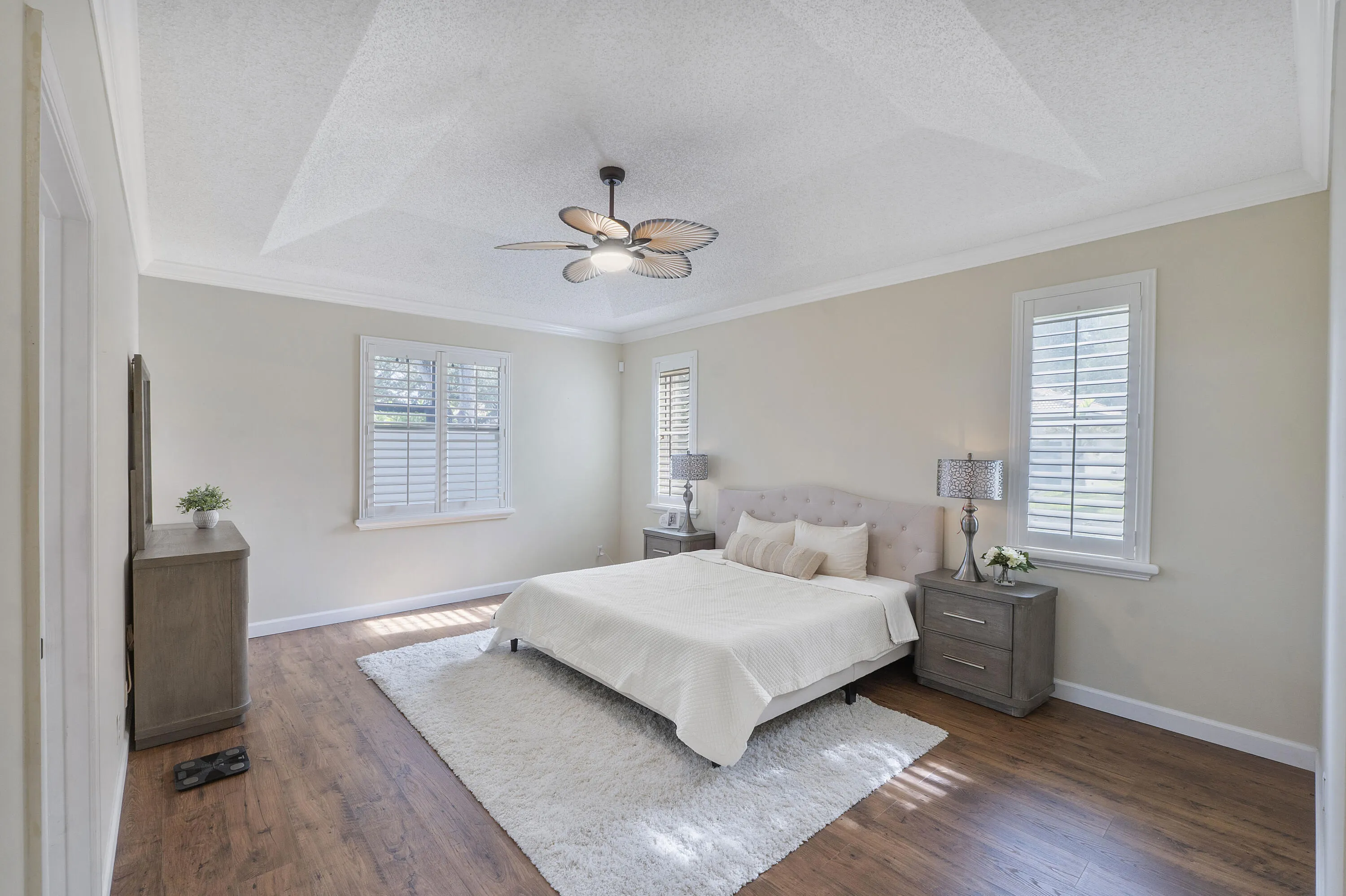 5877 NW 73RD Court