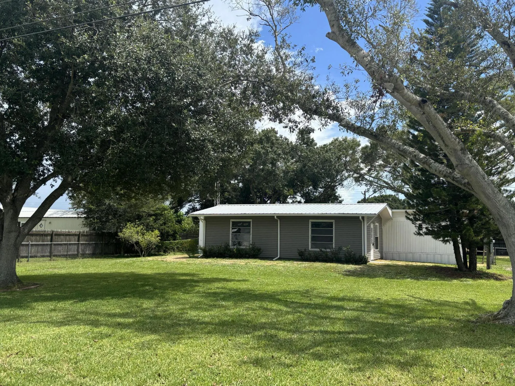 1214 ALLIGATOR Road