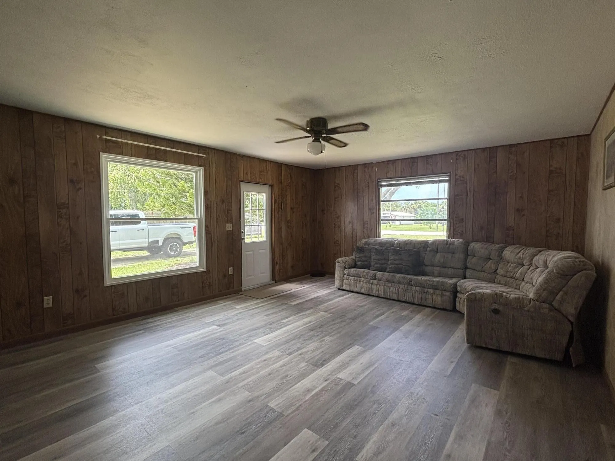 1214 ALLIGATOR Road