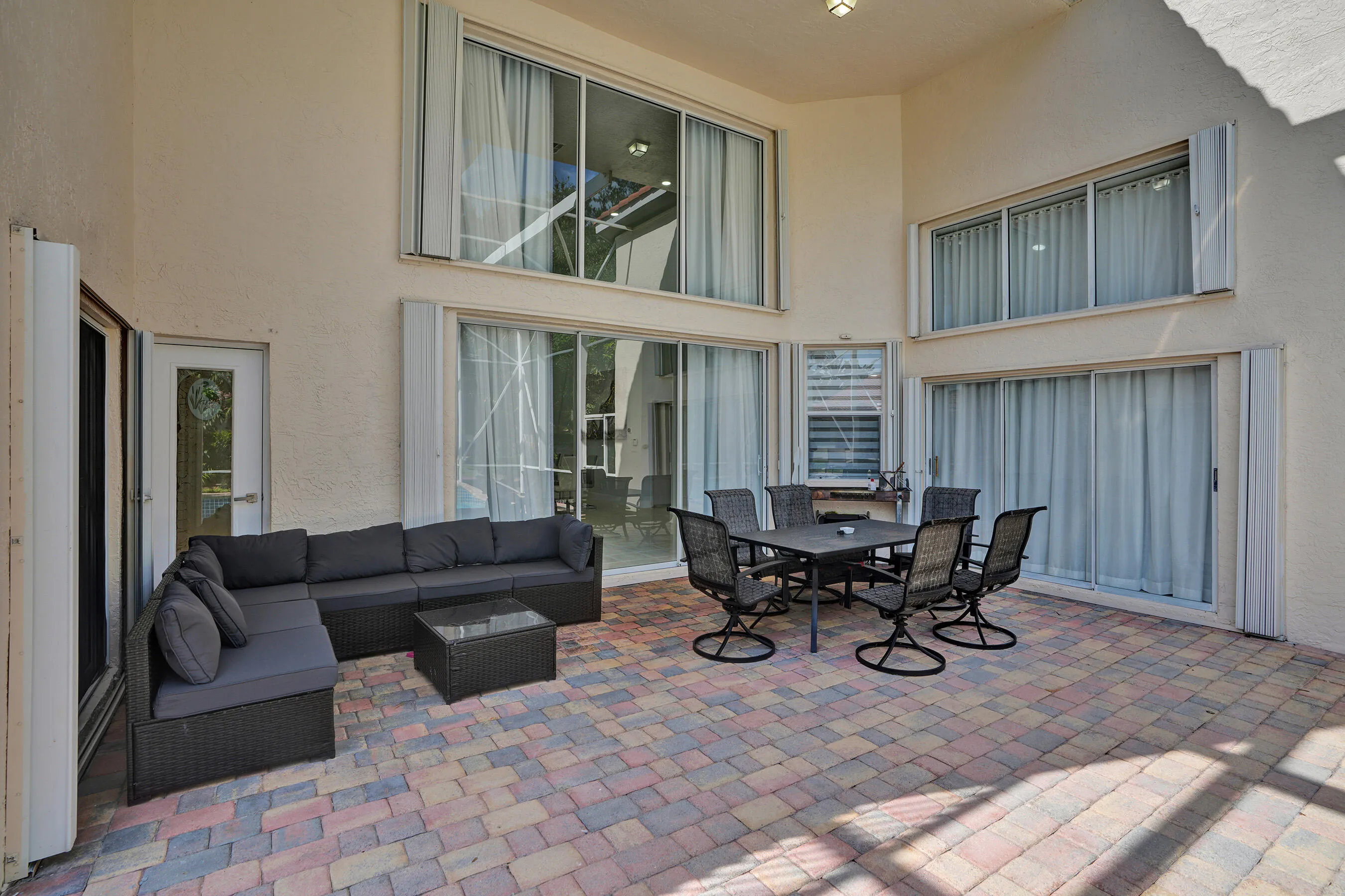 6020 NW 61ST Manor