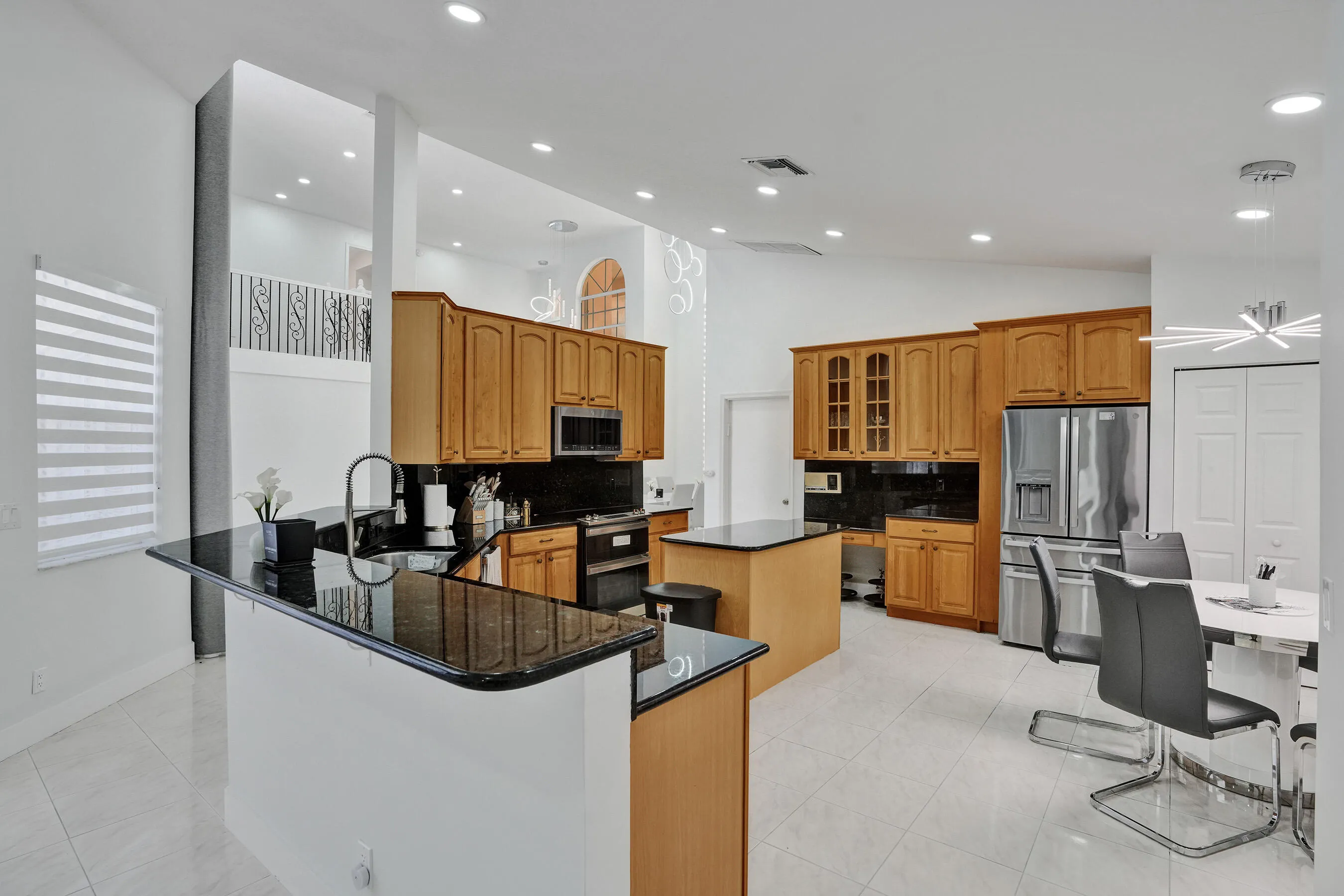 6020 NW 61ST Manor