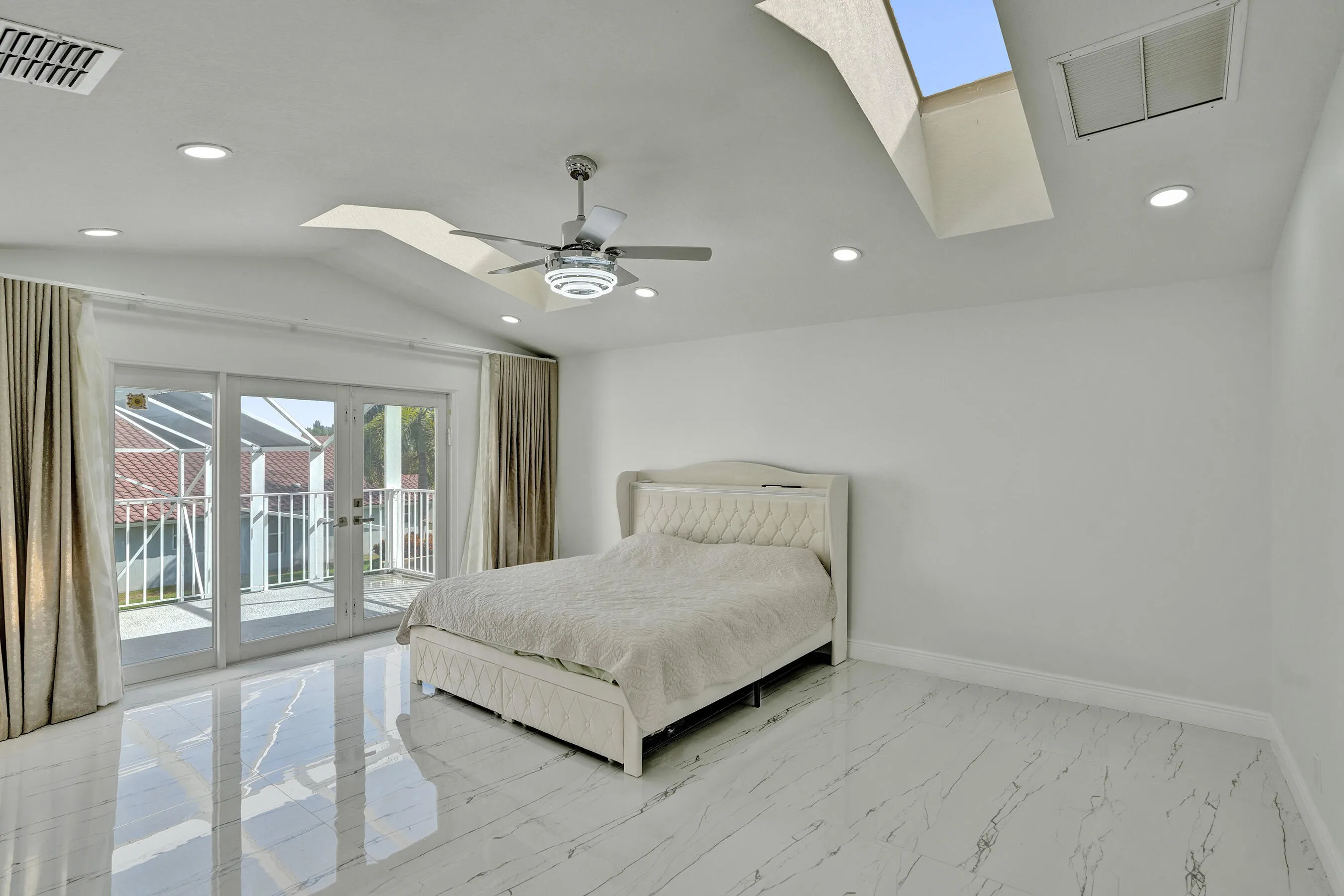 6020 NW 61ST Manor
