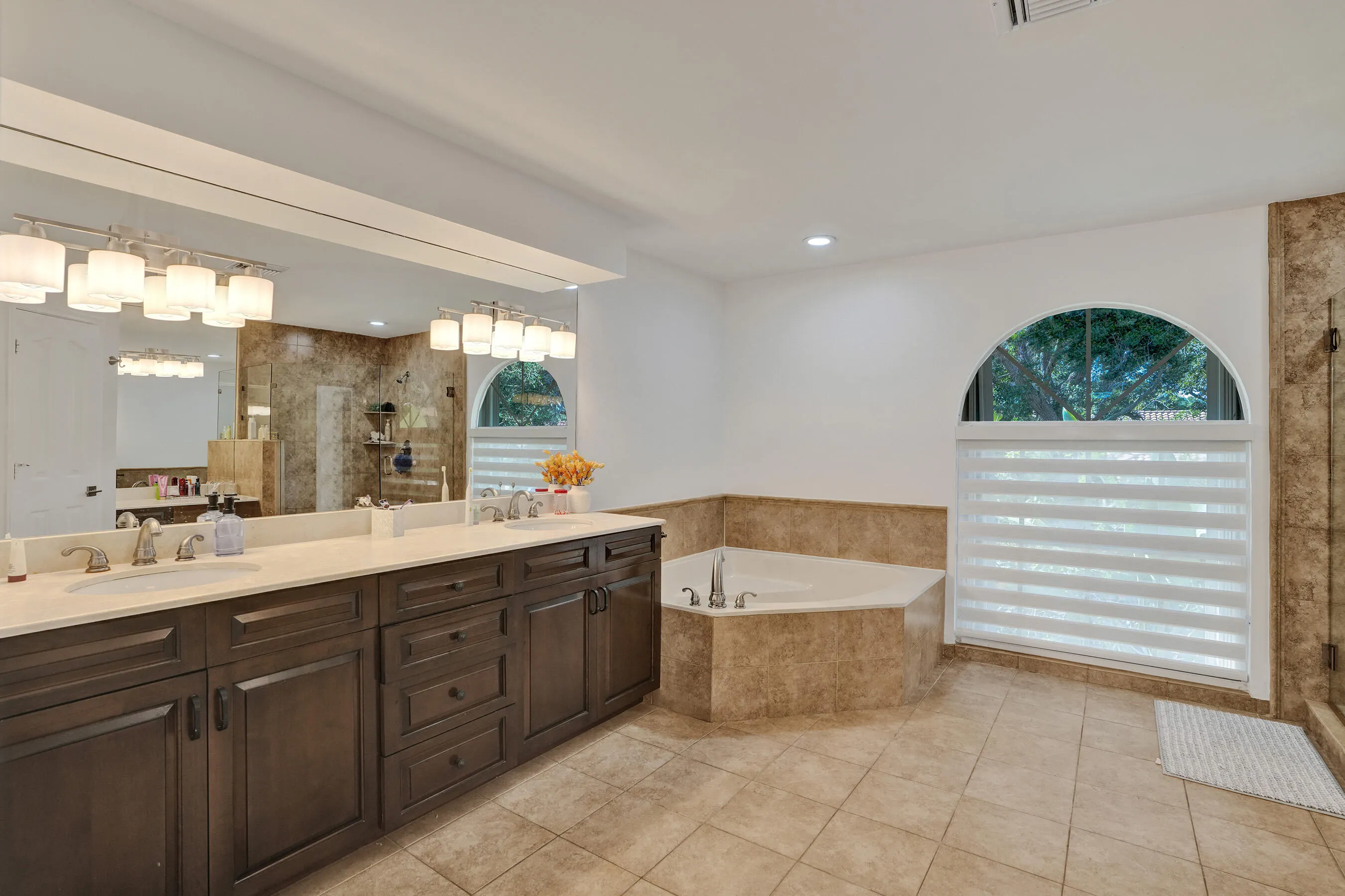 6020 NW 61ST Manor