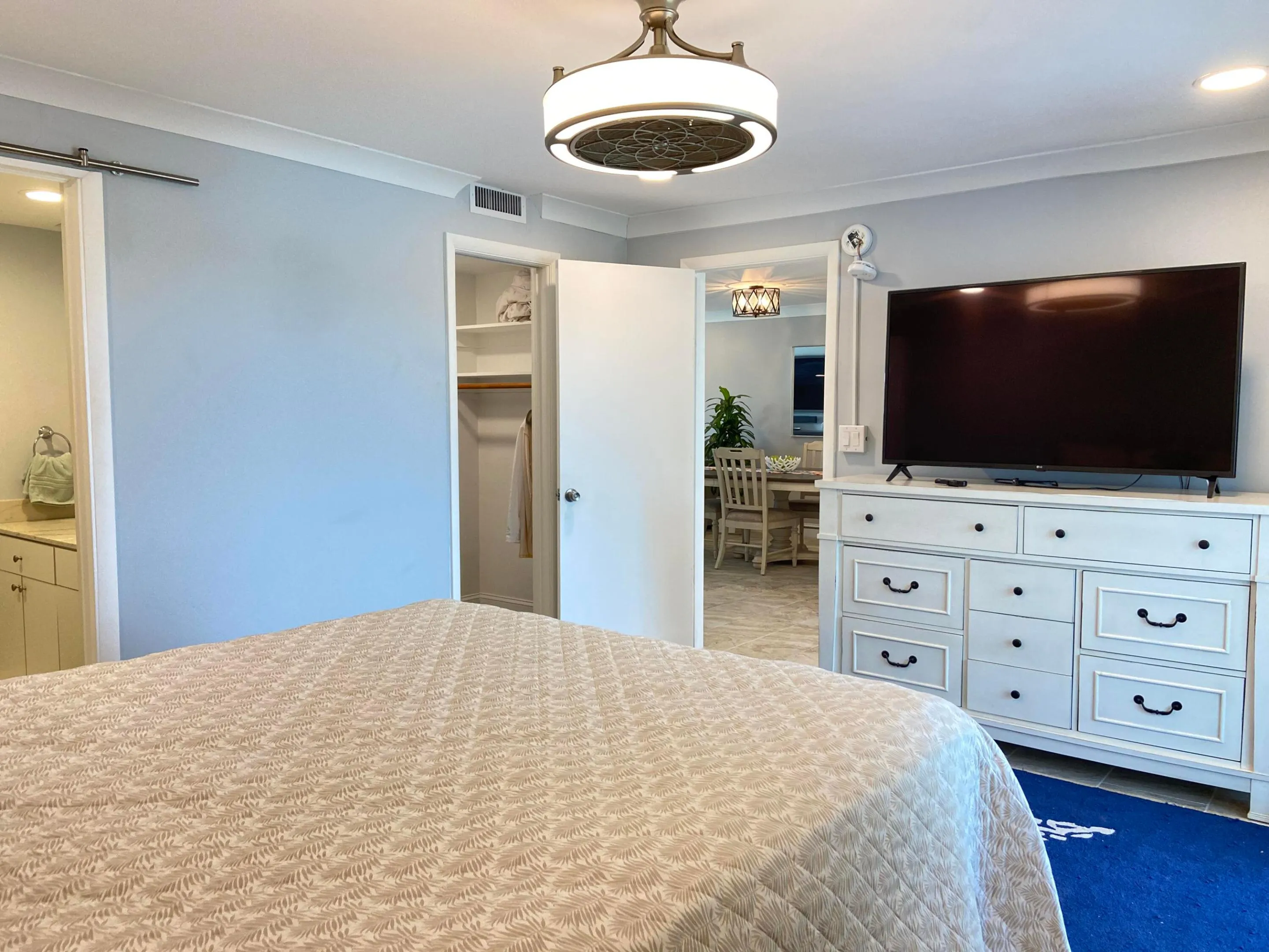 100 IROQUOIS Drive #5