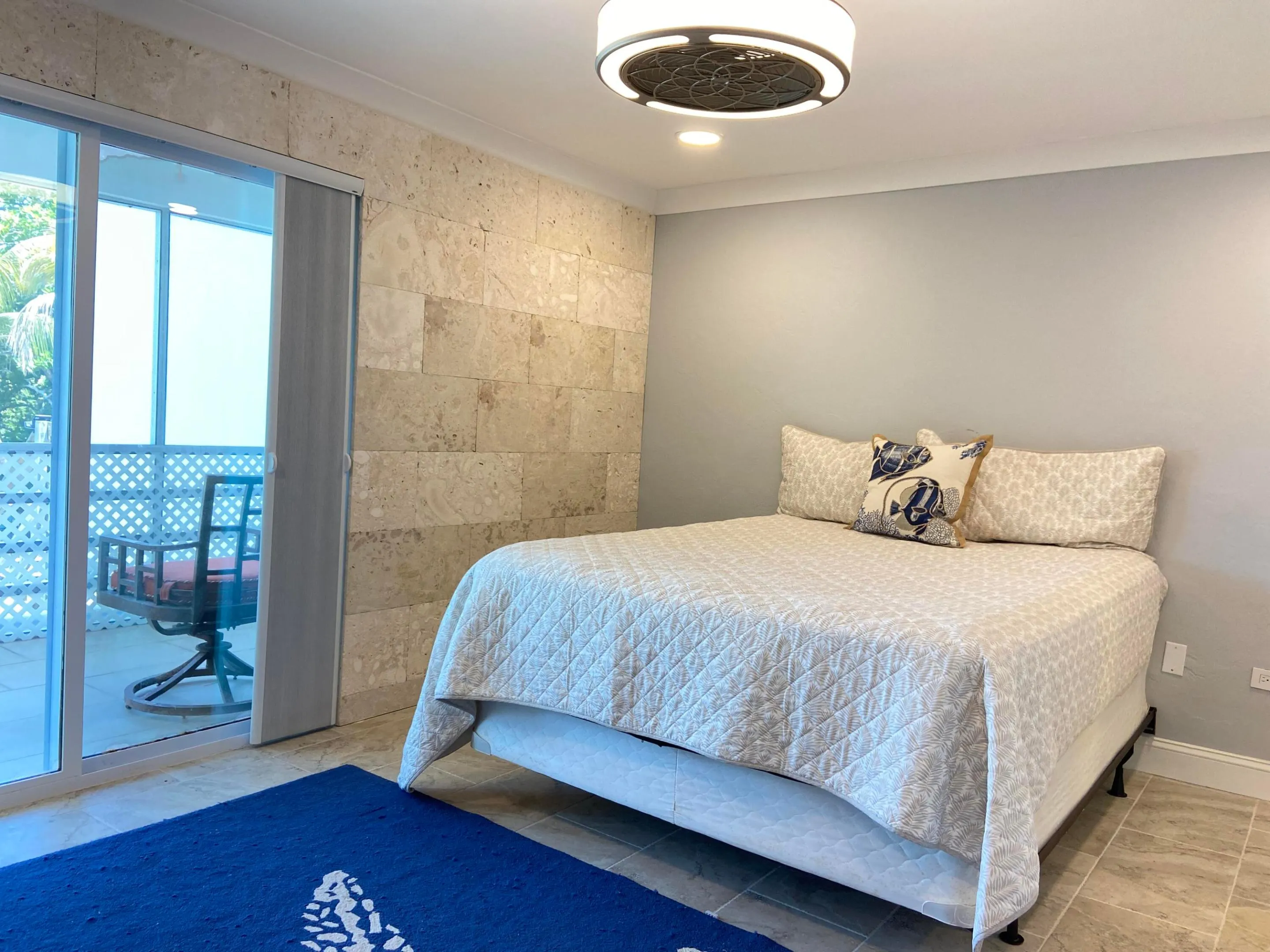 100 IROQUOIS Drive #5
