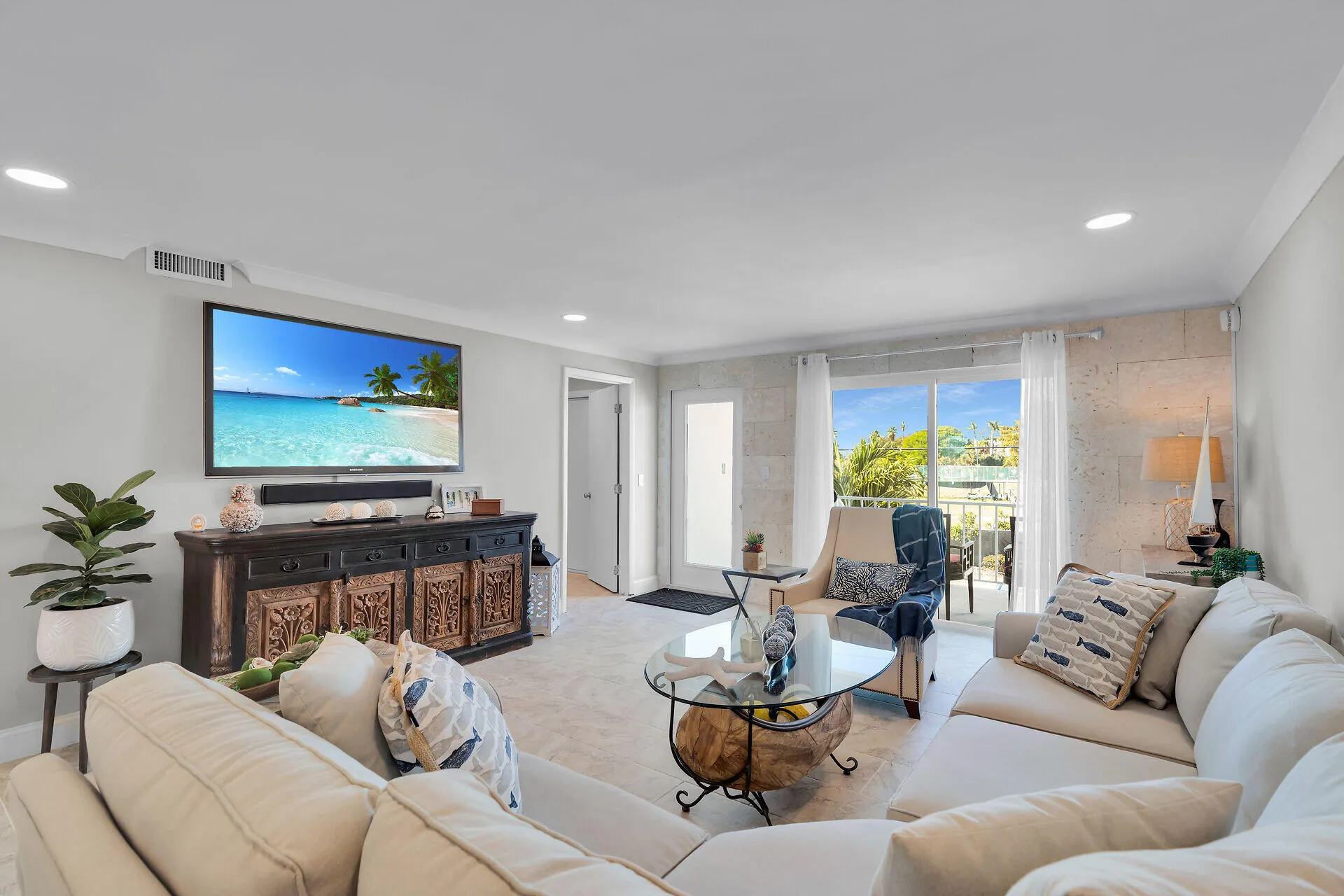 100 IROQUOIS Drive #5