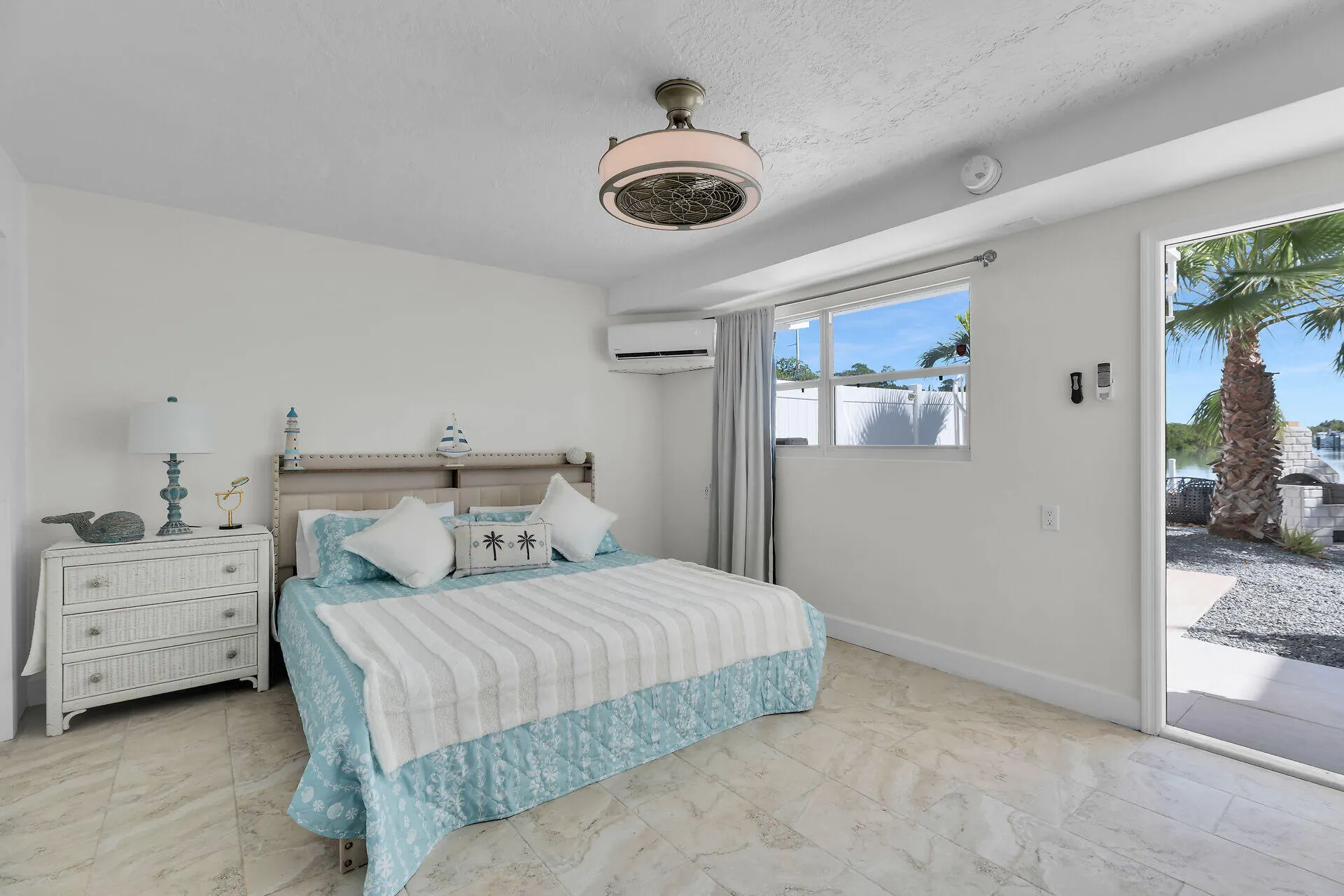 100 IROQUOIS Drive #5