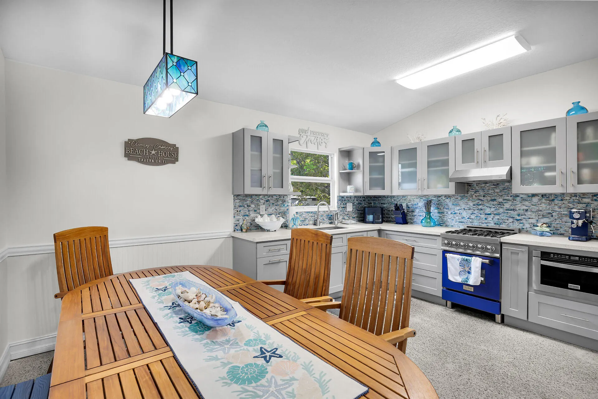 150 Sunshine Boulevard