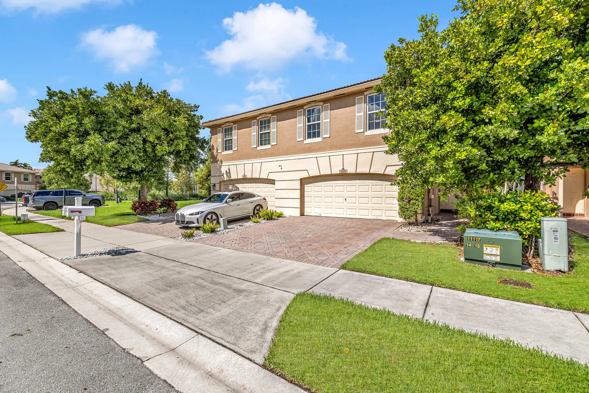 5109 STAGECOACH Drive