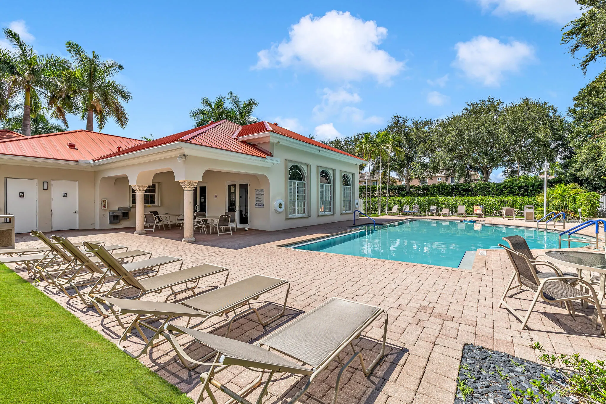 5109 STAGECOACH Drive