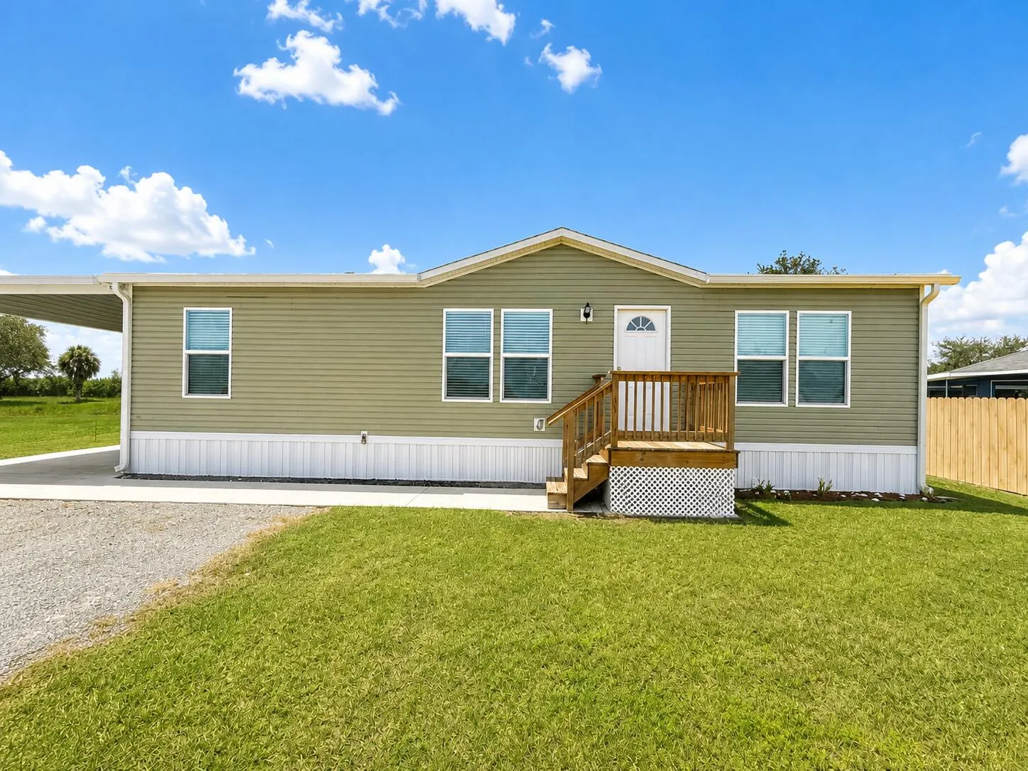 1121 ORANGE Loop