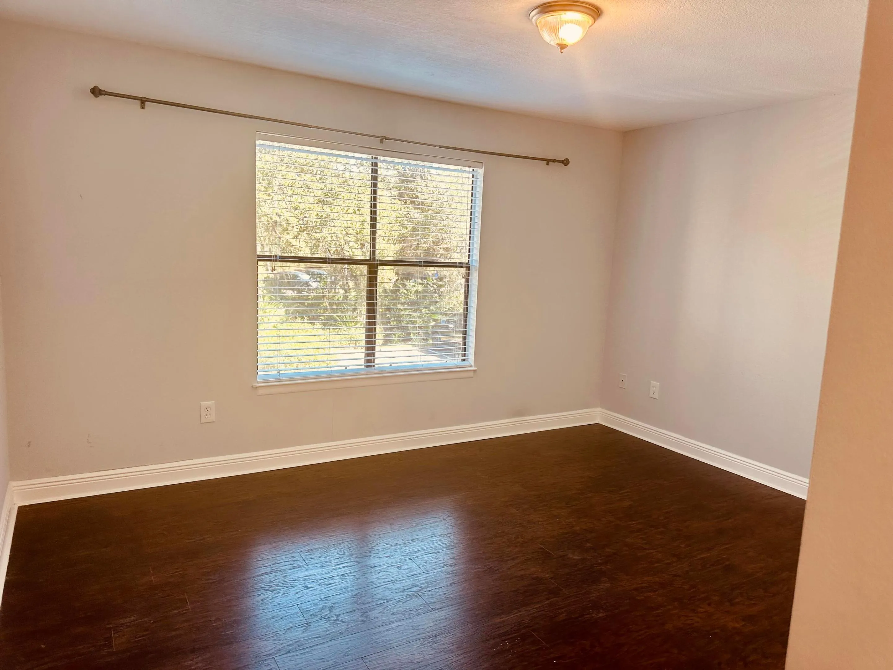 225 S TROPICAL Trail #320