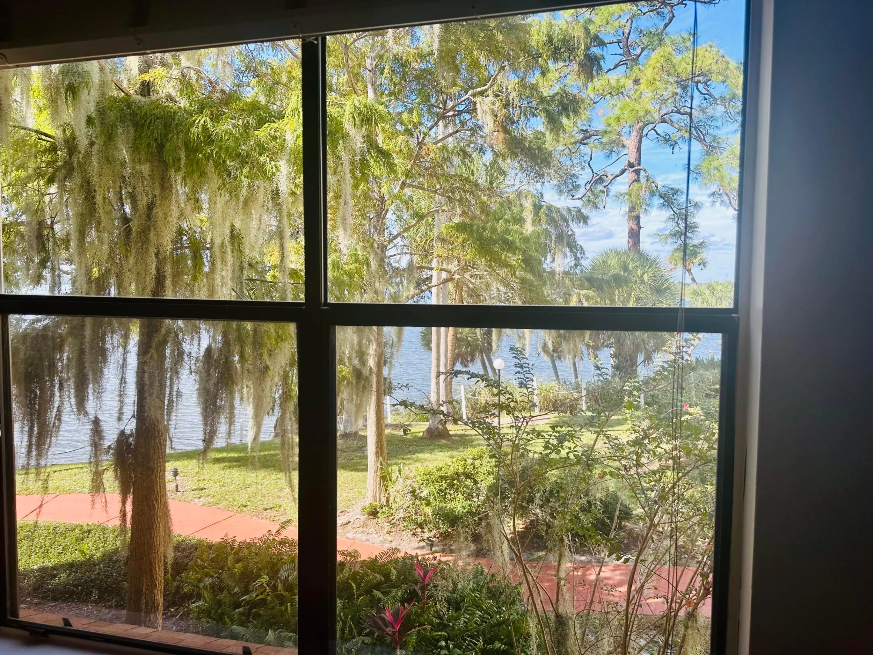 225 S TROPICAL Trail #320