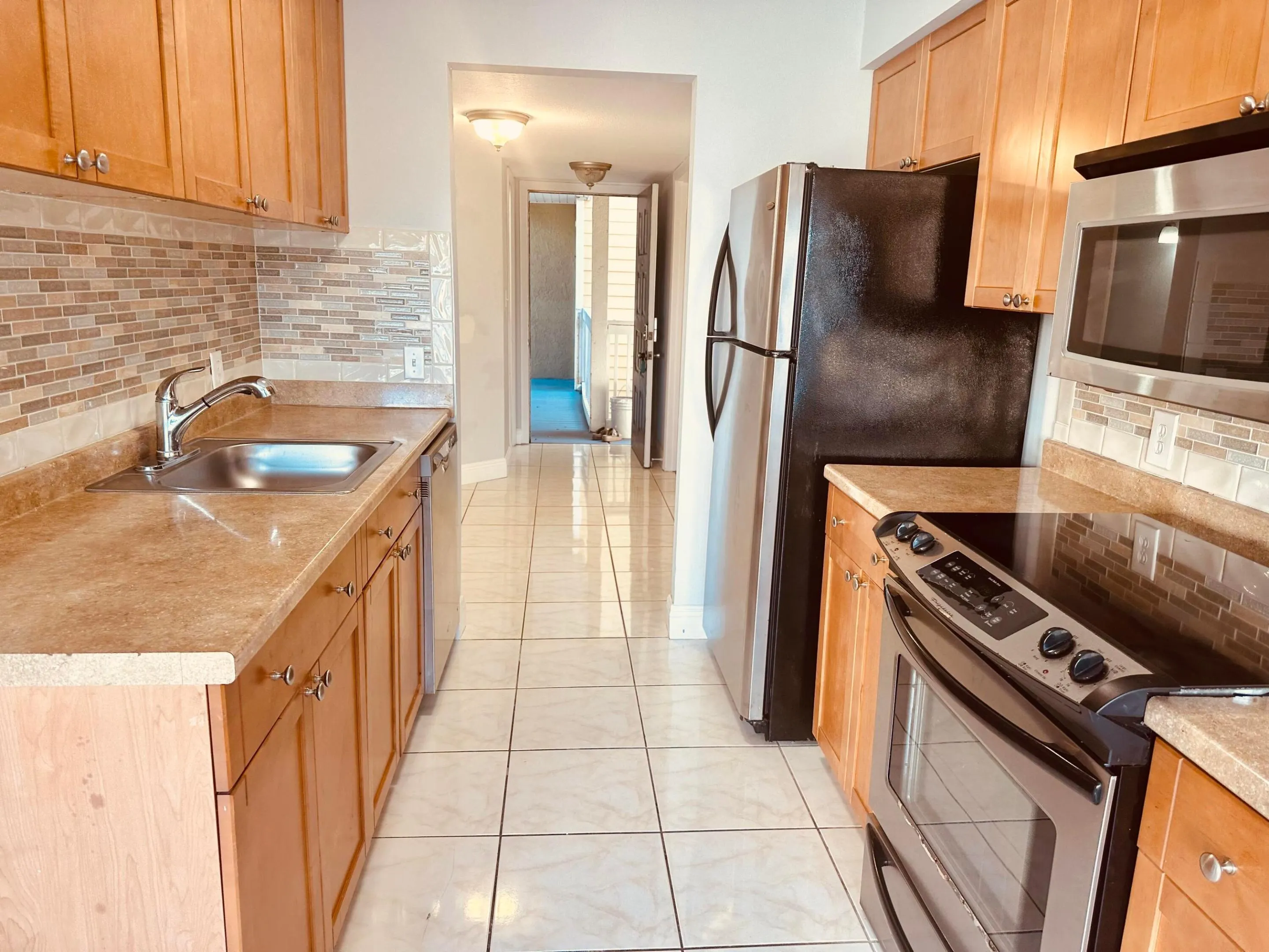 225 S TROPICAL Trail #320