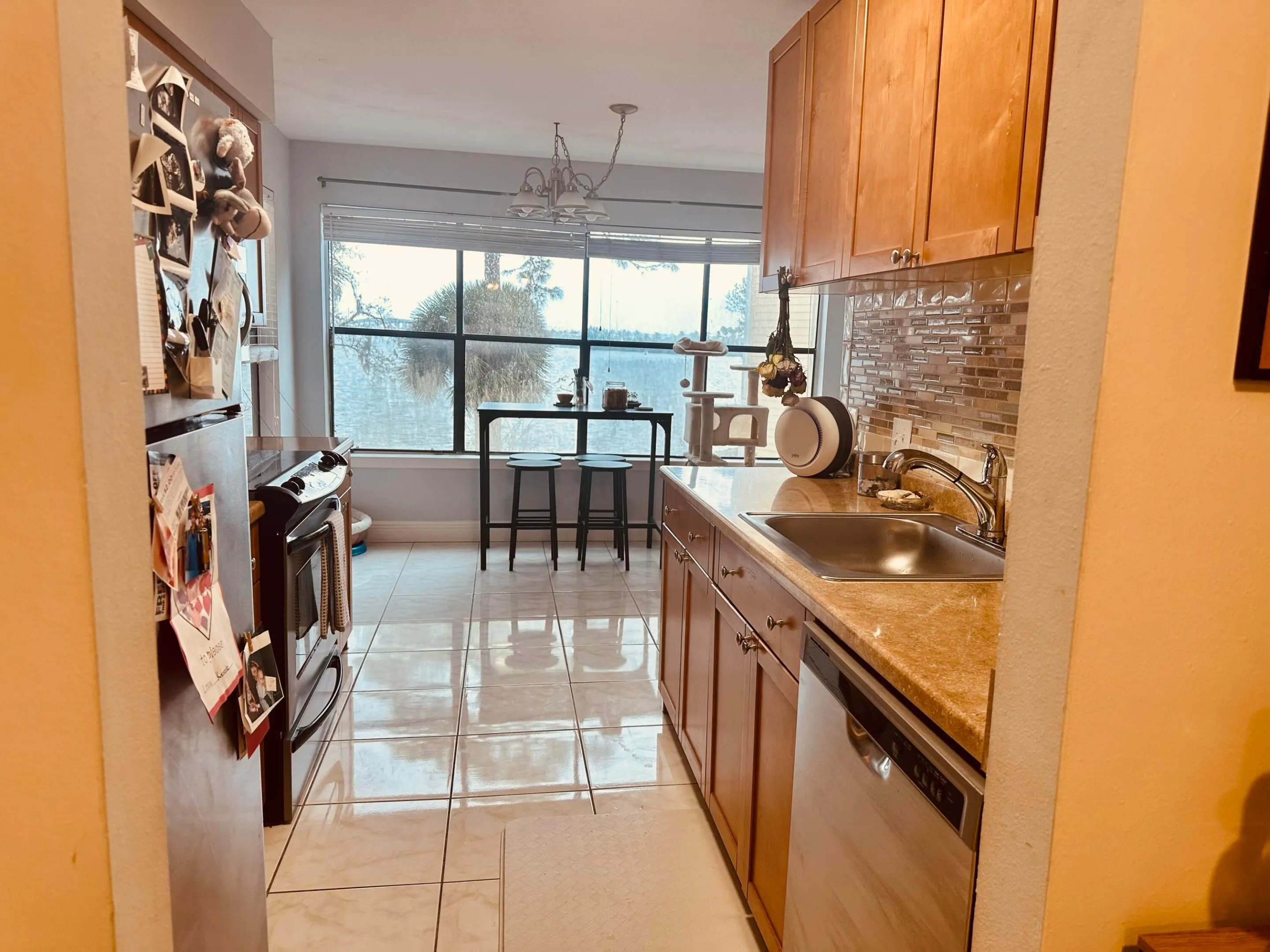 225 S TROPICAL Trail #320