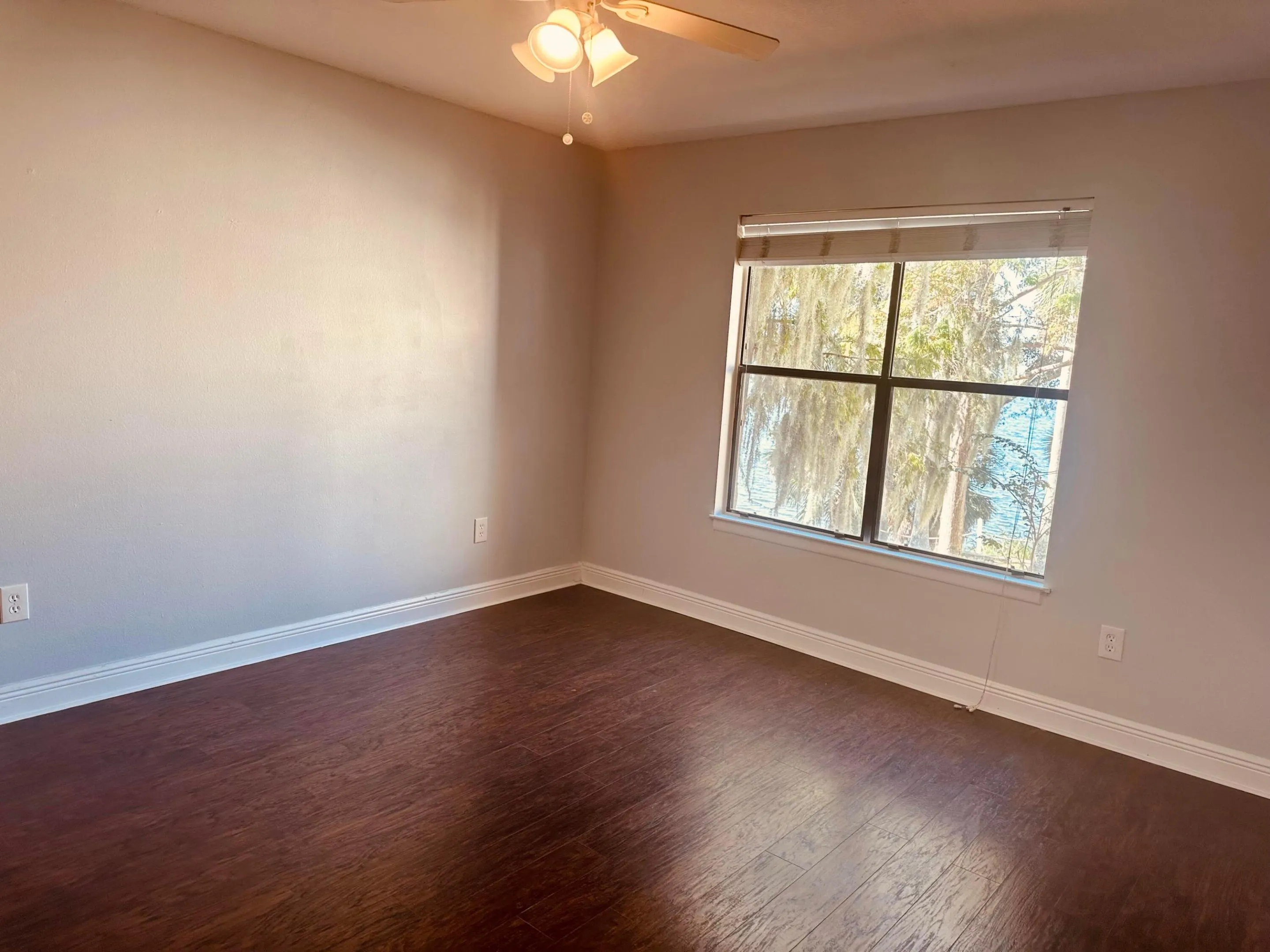 225 S TROPICAL Trail #320