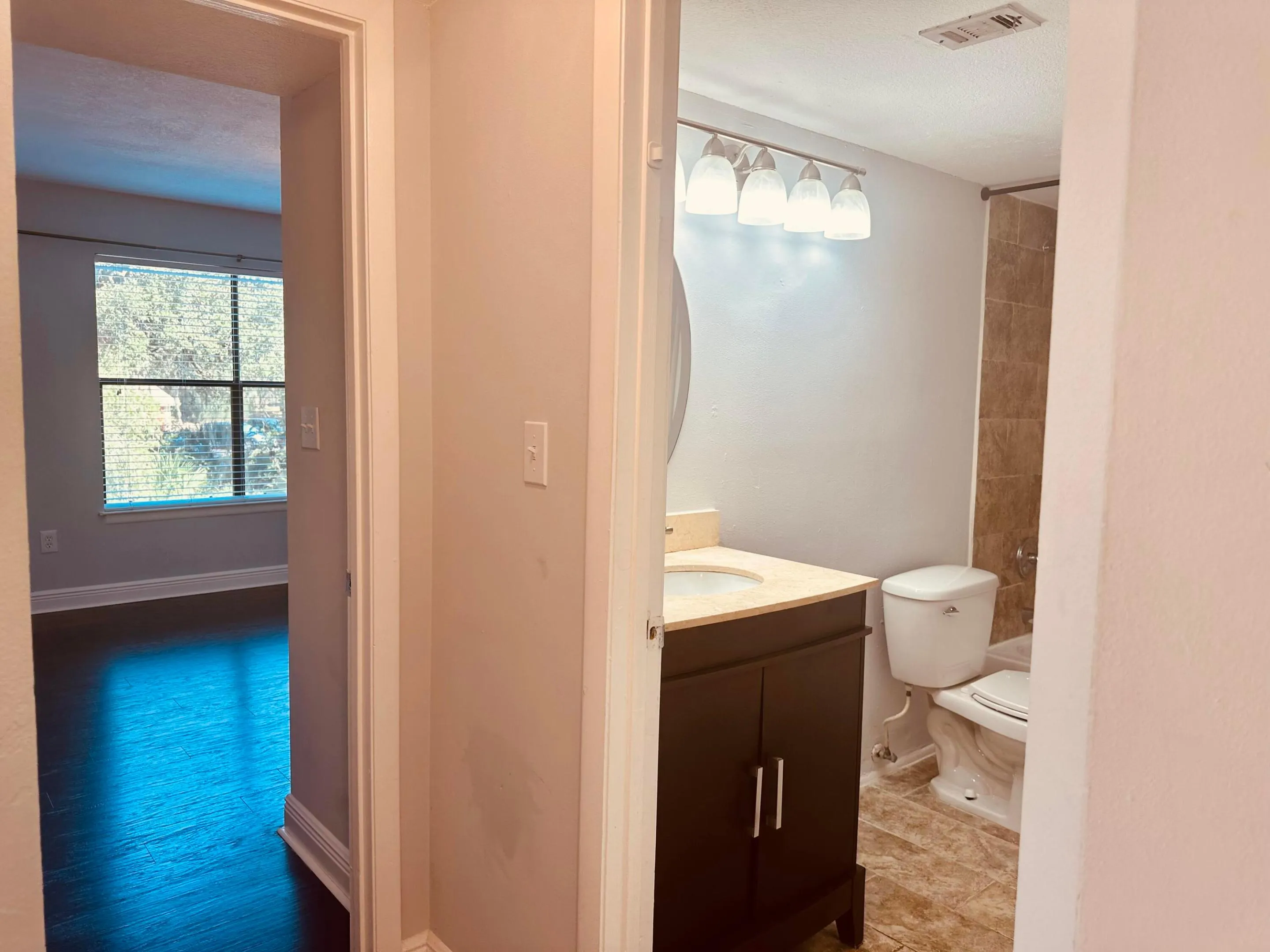 225 S TROPICAL Trail #320