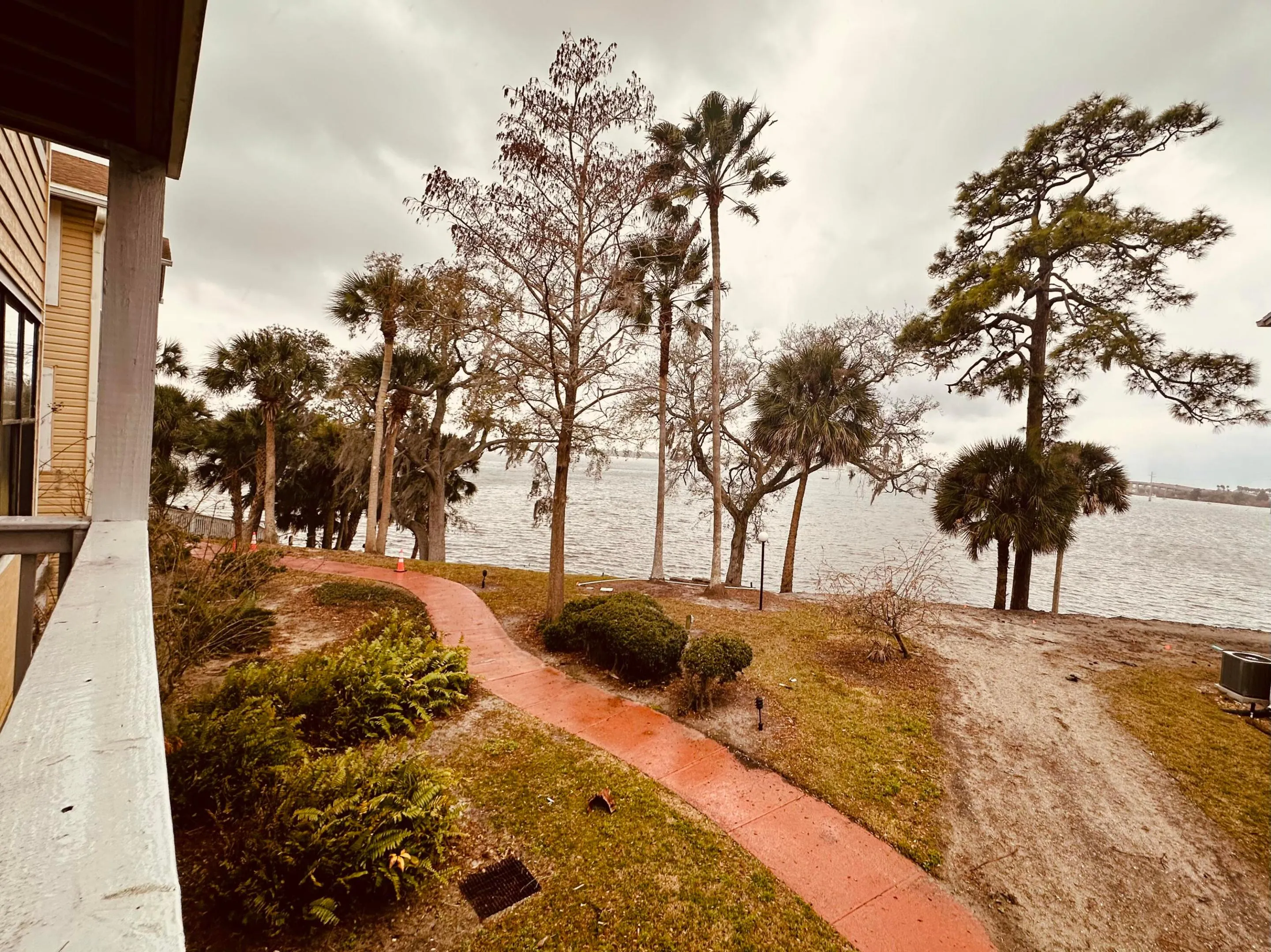 225 S TROPICAL Trail #320