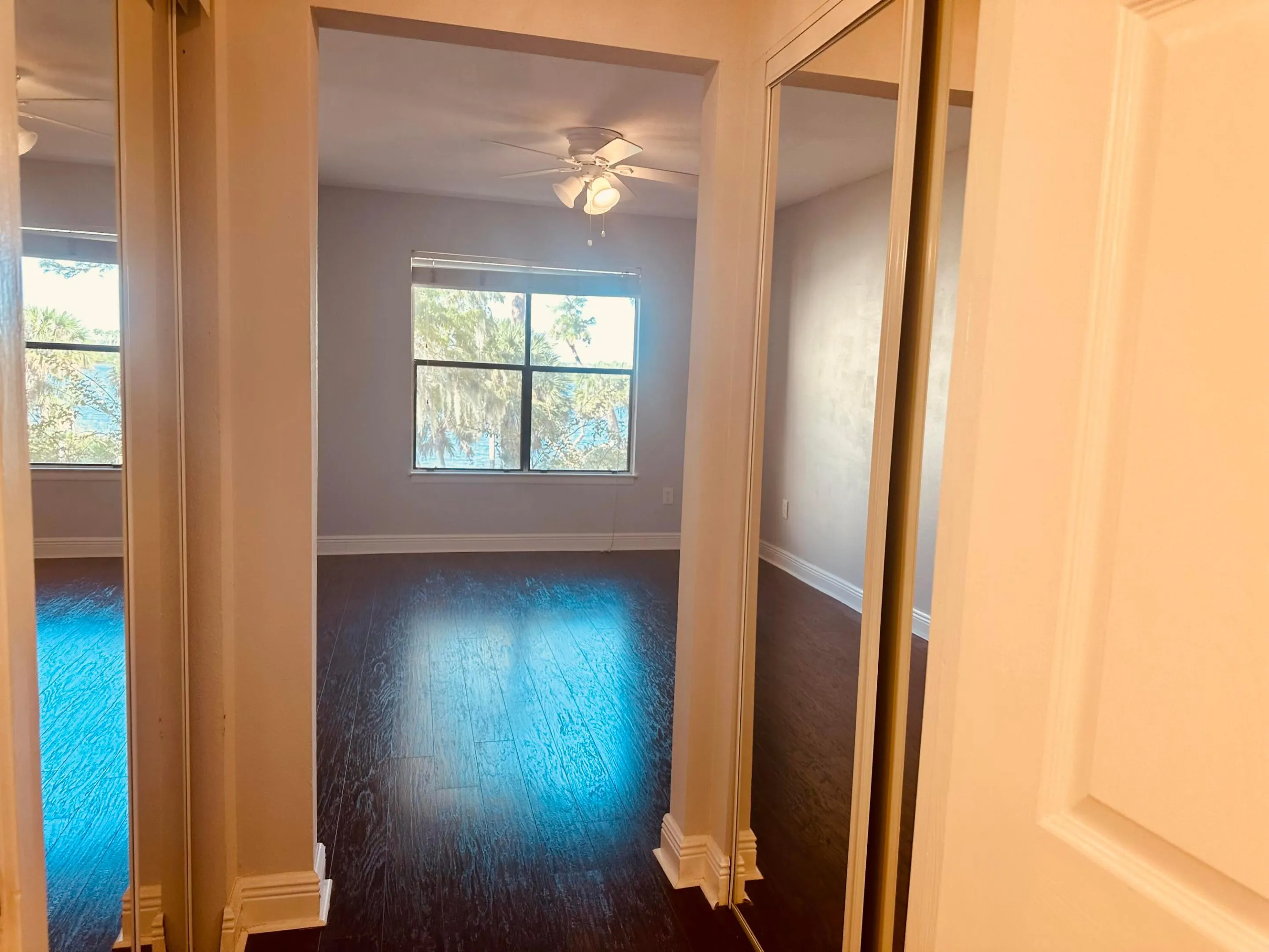 225 S TROPICAL Trail #320