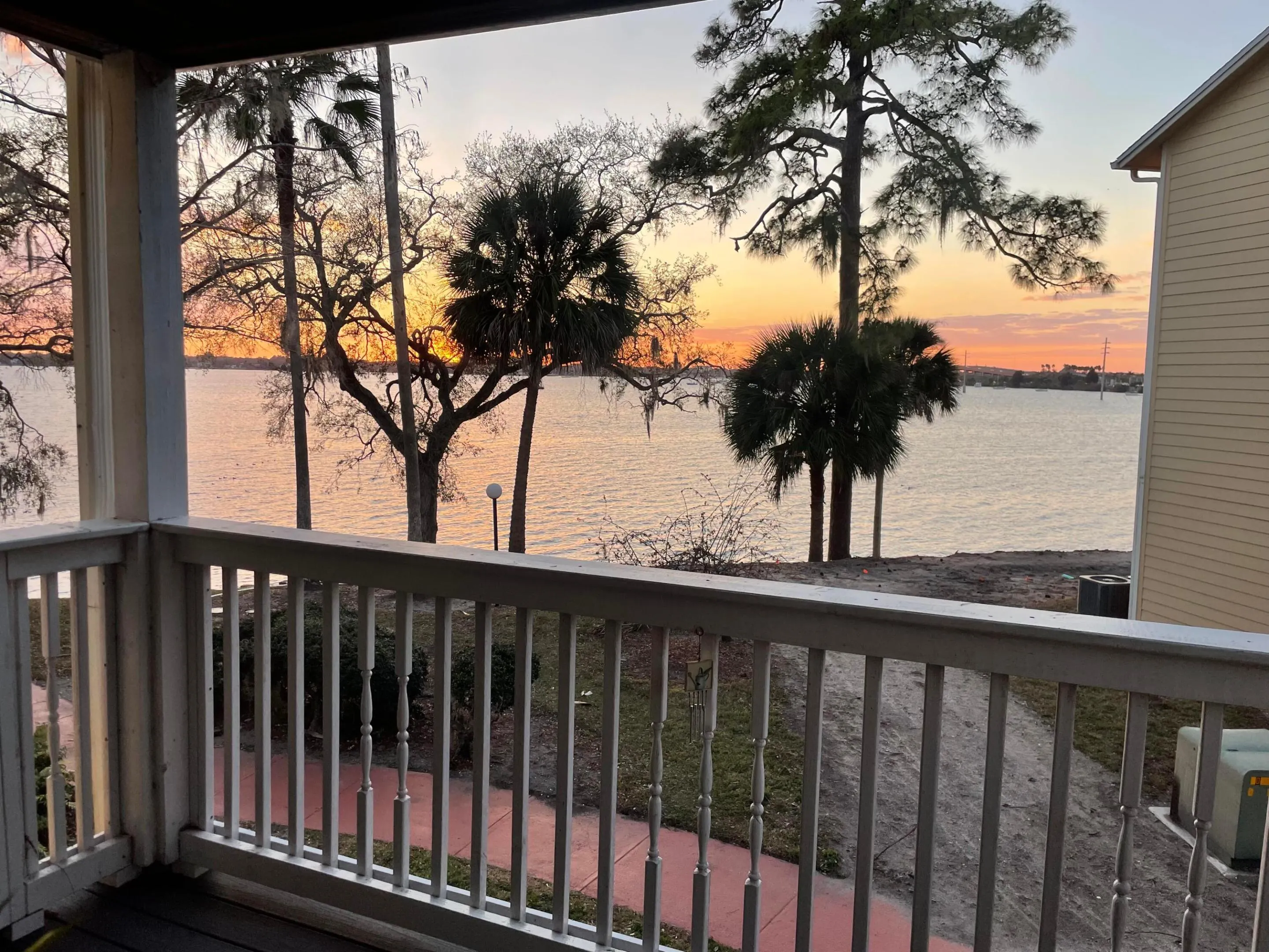 225 S TROPICAL Trail #320