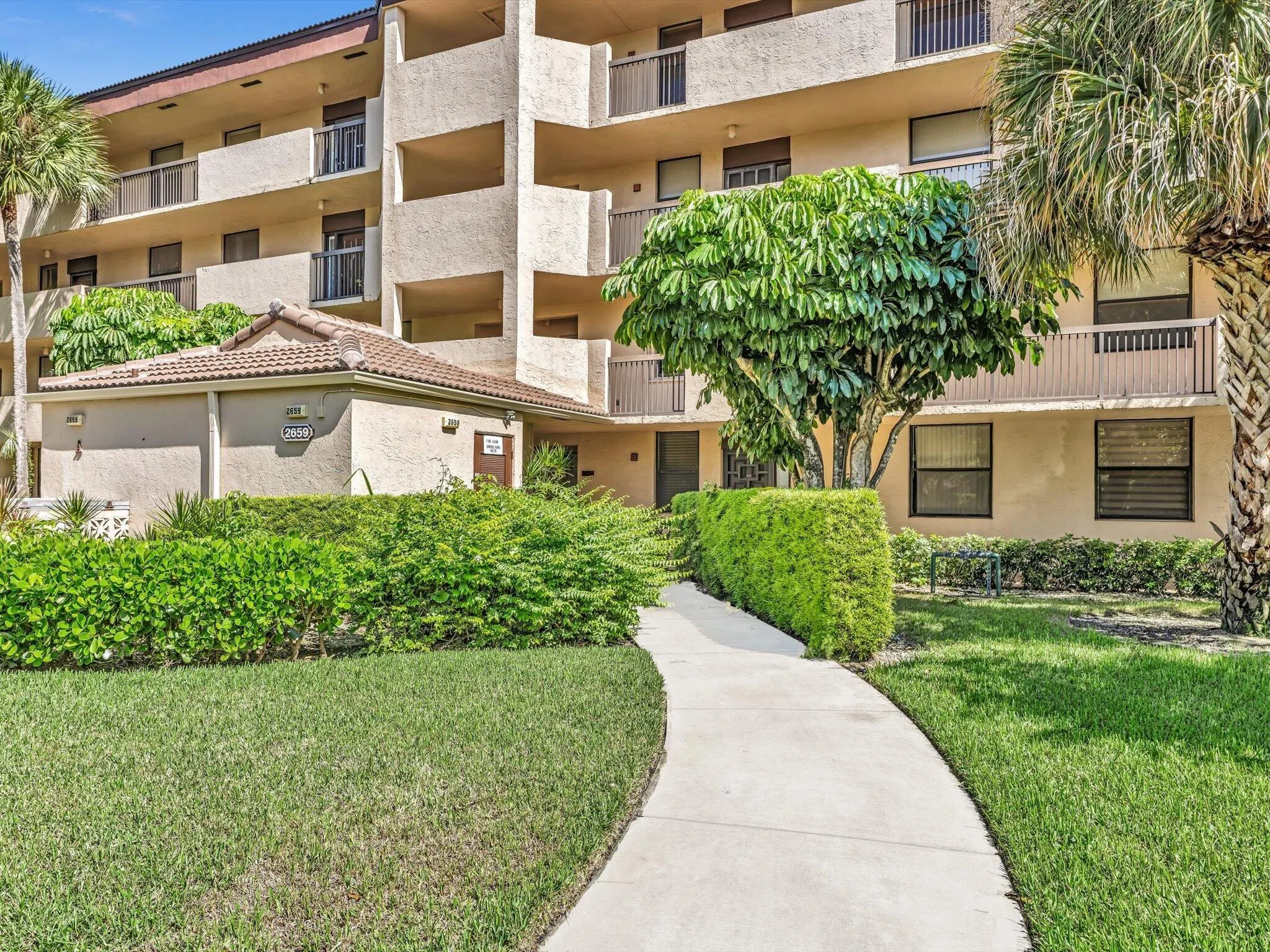 2659 Carambola Circle N #306