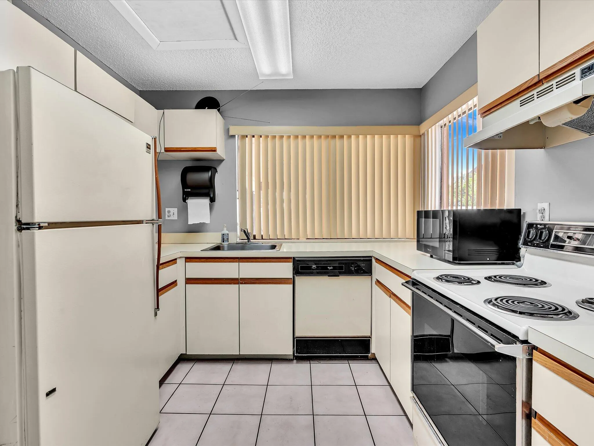2659 Carambola Circle N #306