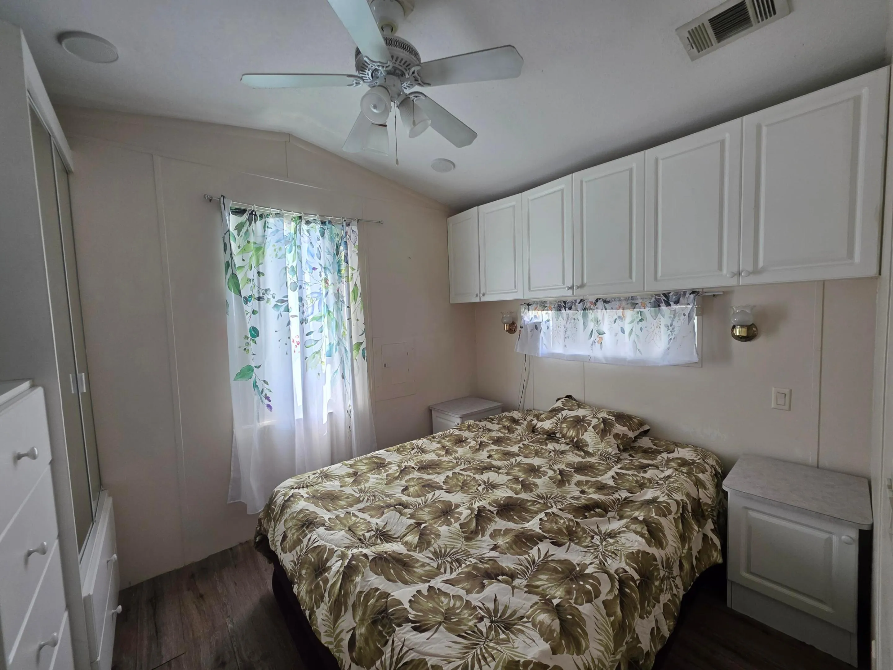 6494 SE 55th Street