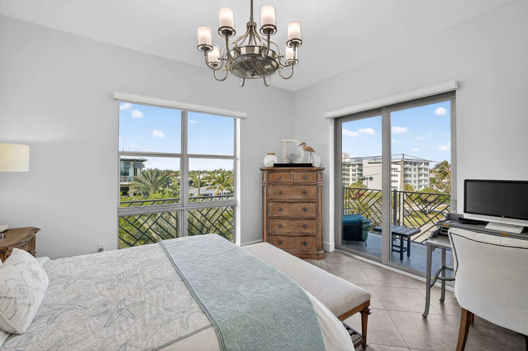 4510 El Mar Drive #405