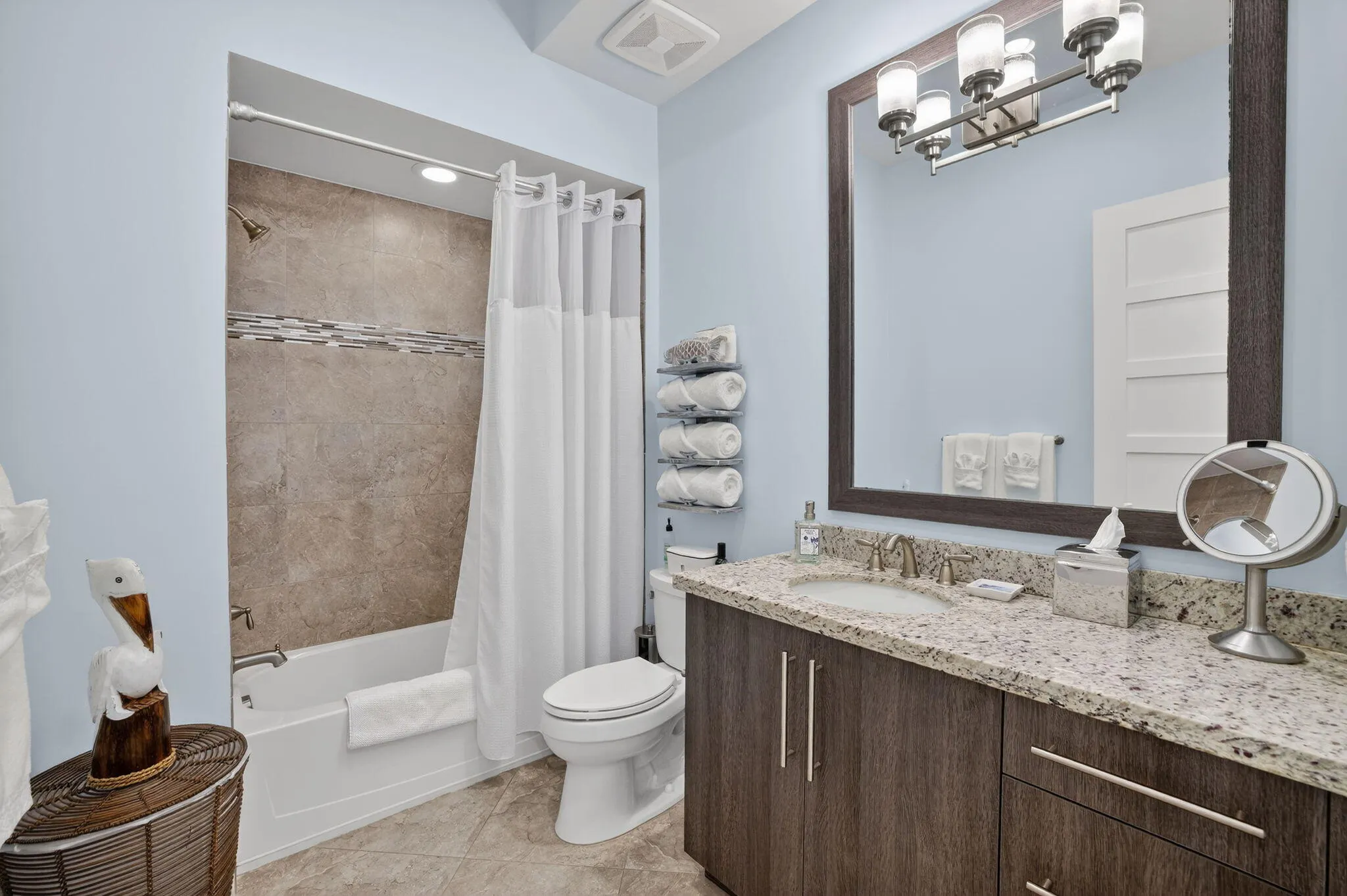 4510 El Mar Drive #405