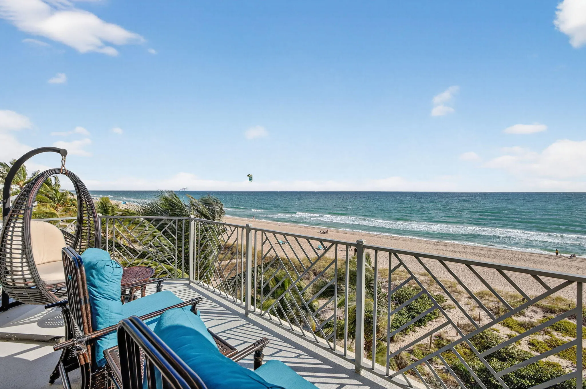 4510 El Mar Drive #405