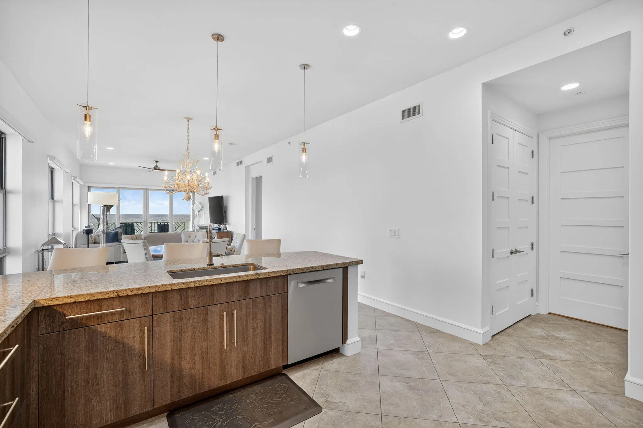 4510 El Mar Drive #405