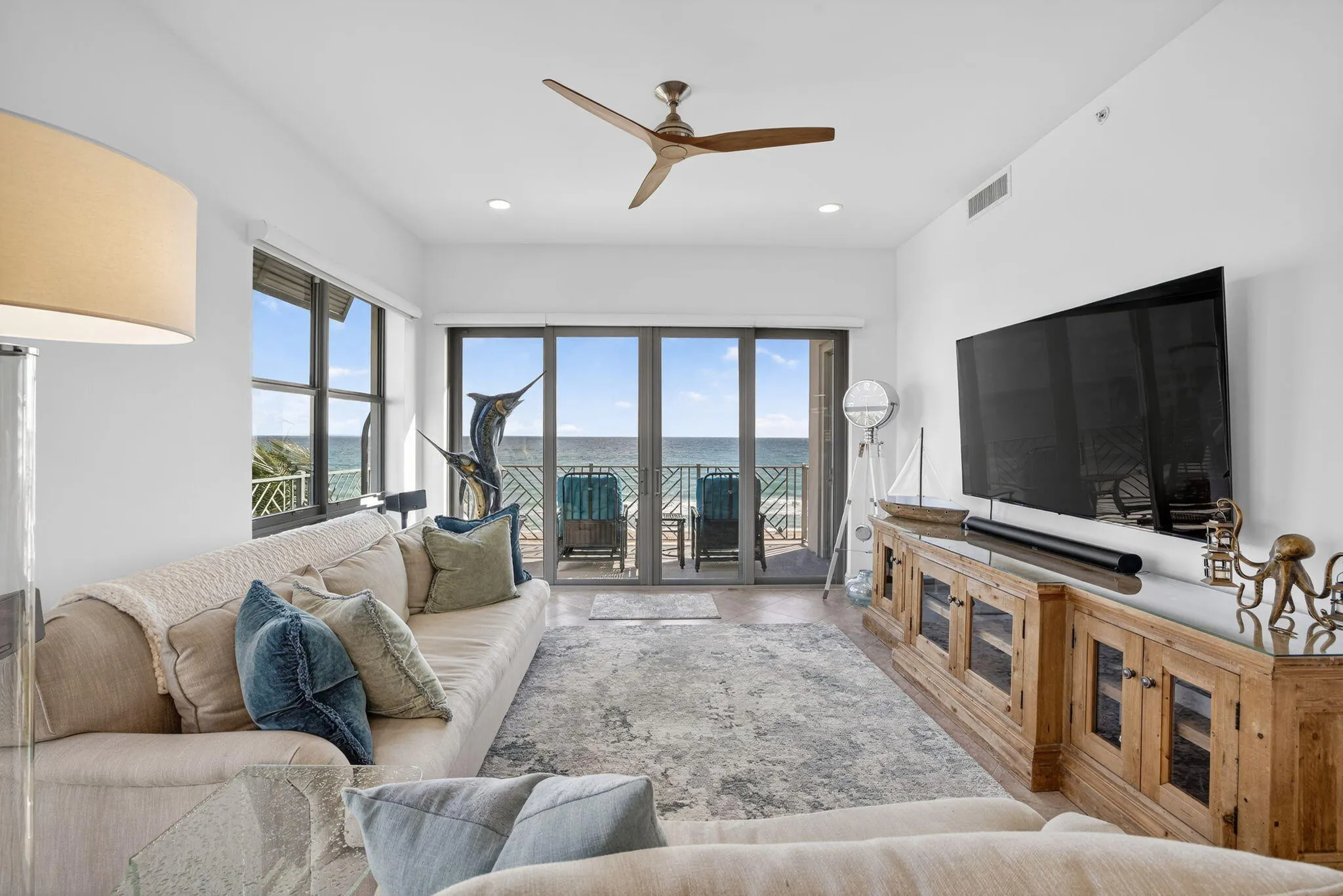 4510 El Mar Drive #405