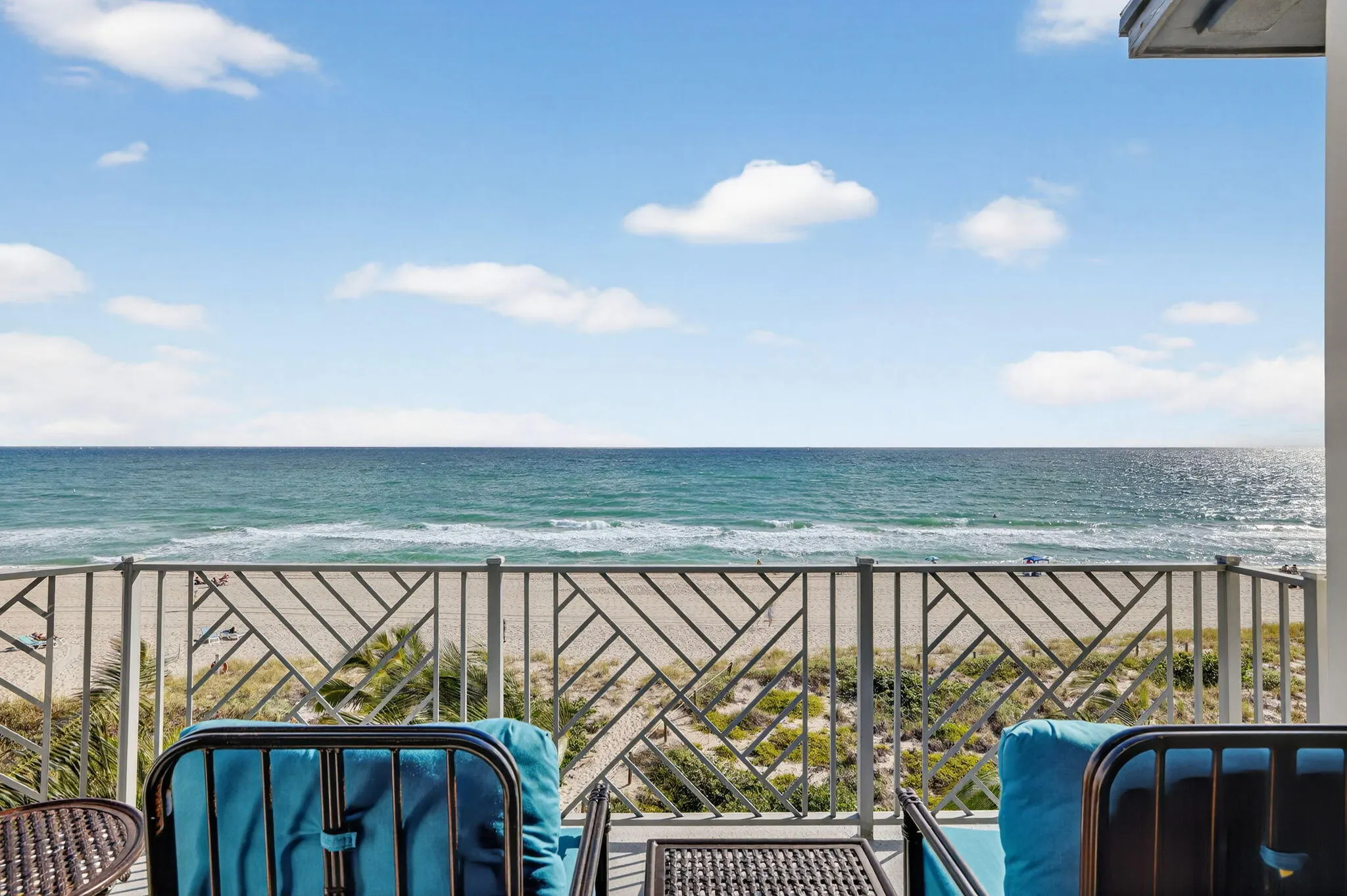 4510 El Mar Drive #405